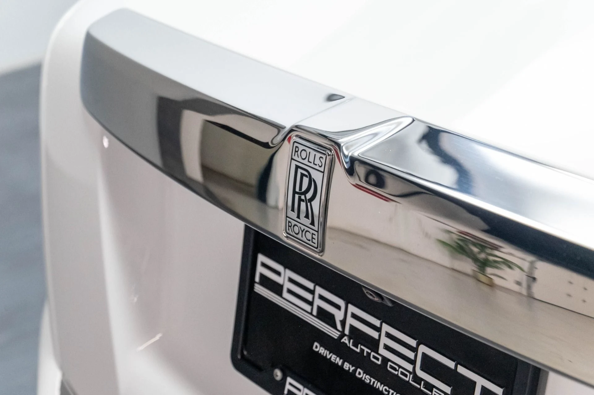 mph057_1369351868_Used_2019_Rolls_Royce_Phantom_1787168421_8be2e9025b