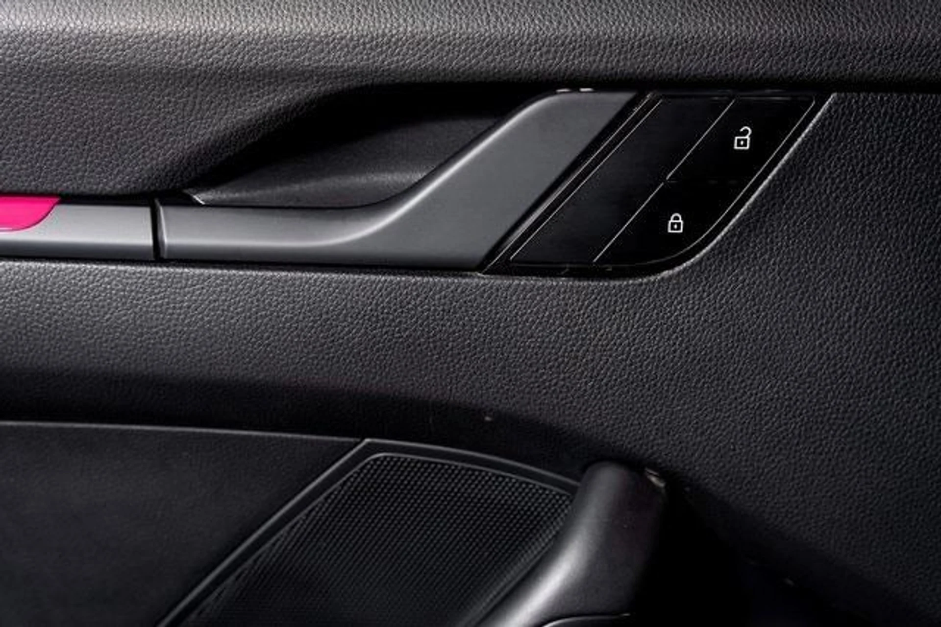 mph057_1423929841_7cfdbd341e33b98ecdc74edcbaba25b8x_b3bb295211