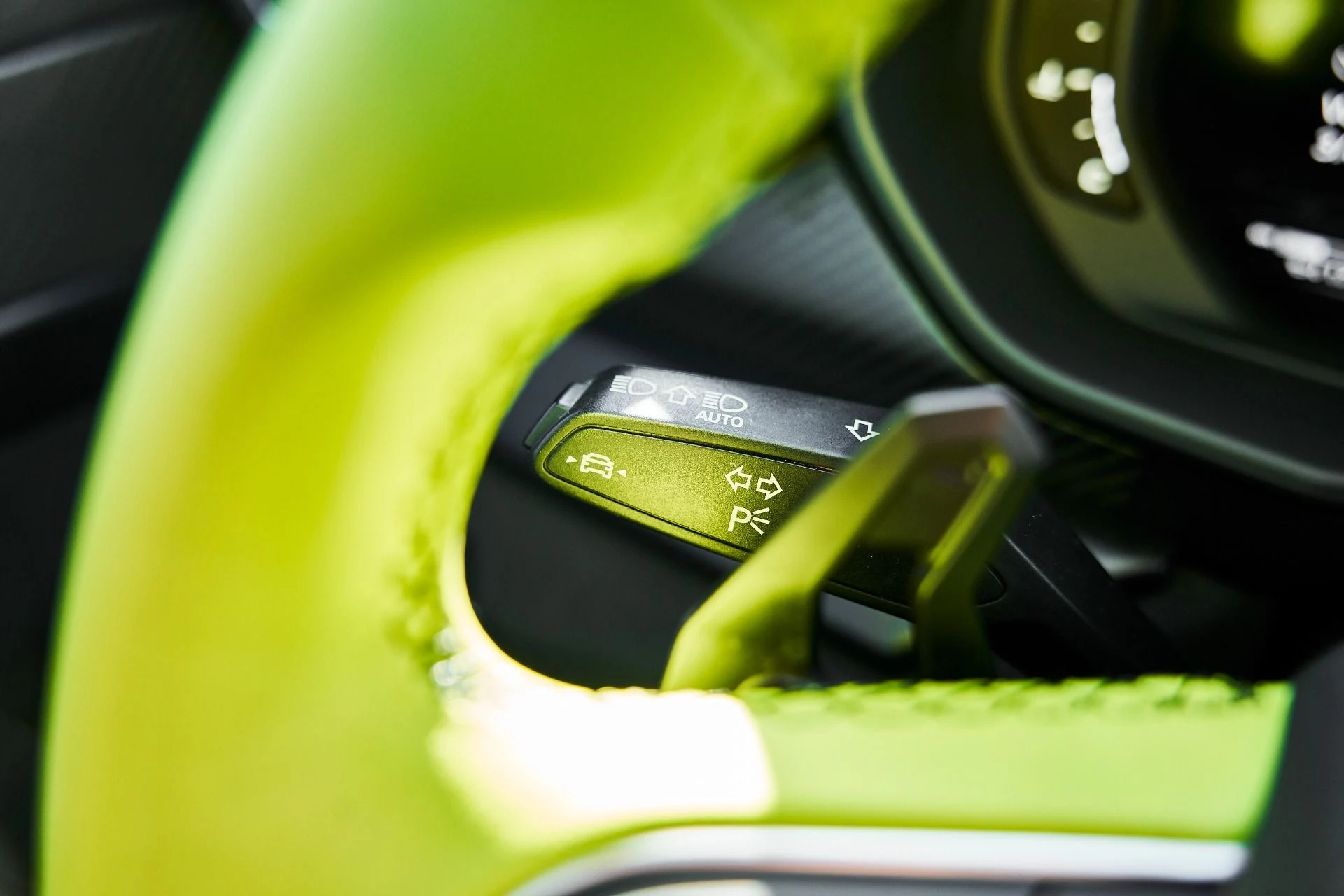 mph057_1476744363_Used_2022_Lamborghini_Urus_1774548665_42d839dfe1