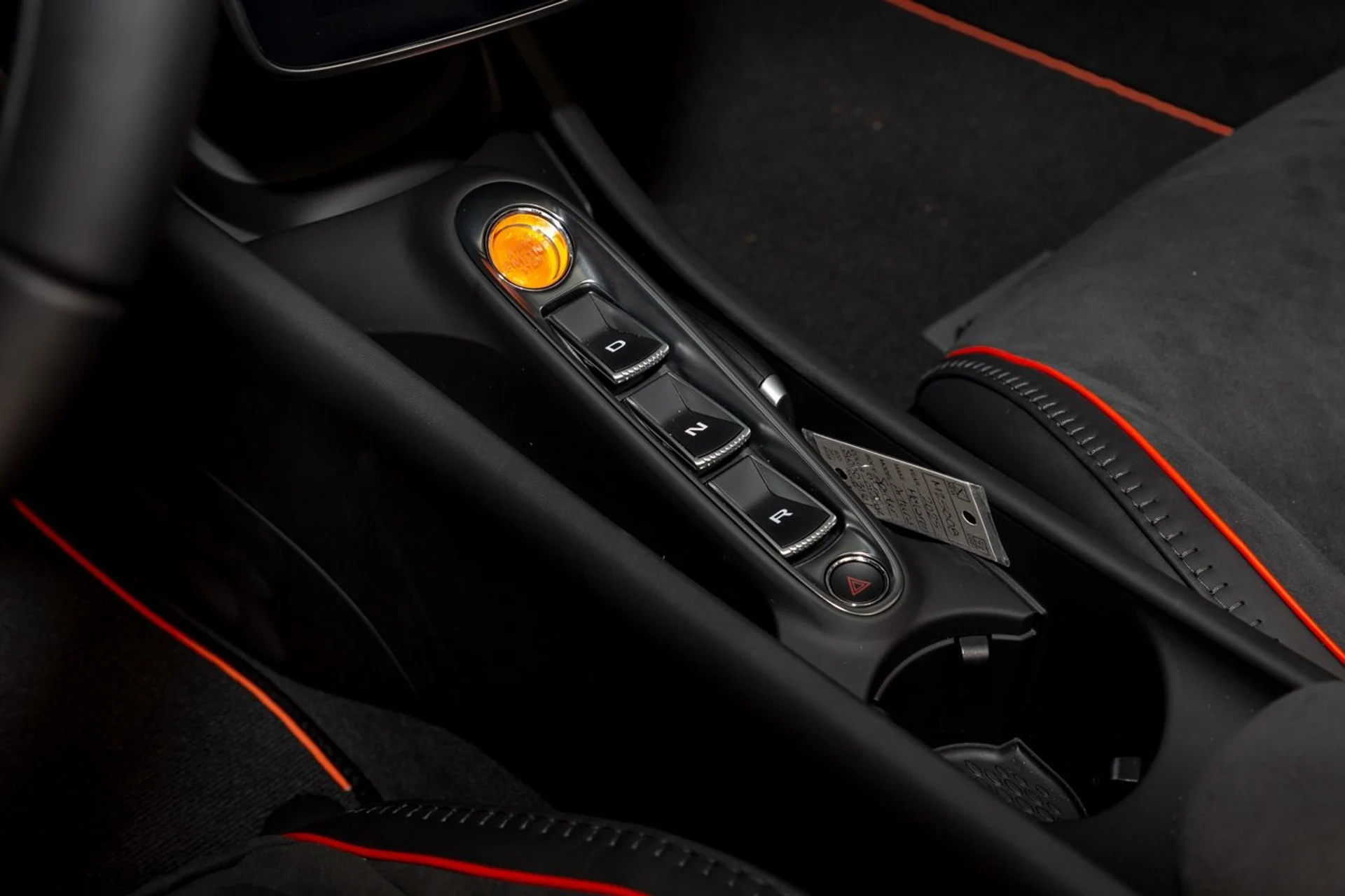 mph057_1477303021_Used_2025_Mc_Laren_Artura_Spider_Performance_a572b16397