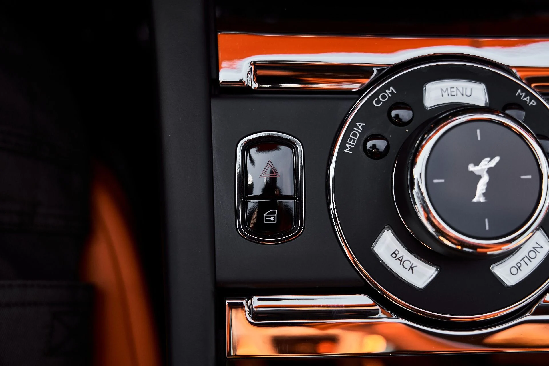 mph057_1486063929_Used_2020_Rolls_Royce_Wraith_Base_1776302656_5240deb630