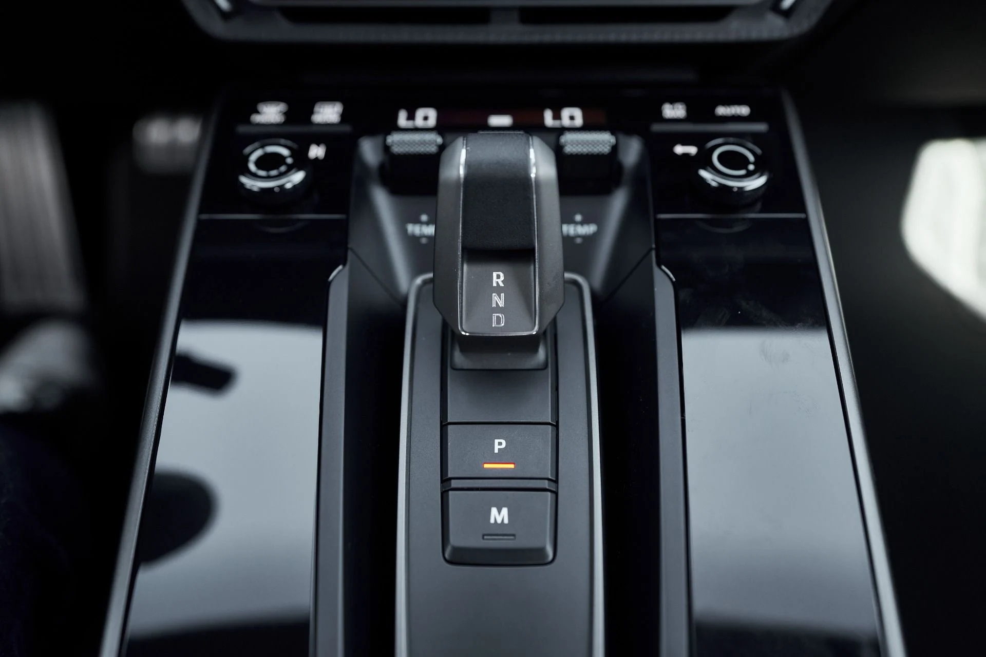 mph057_1488412226_Used_2025_Porsche_911_Turbo_S_1763075493_935eb0c1fd