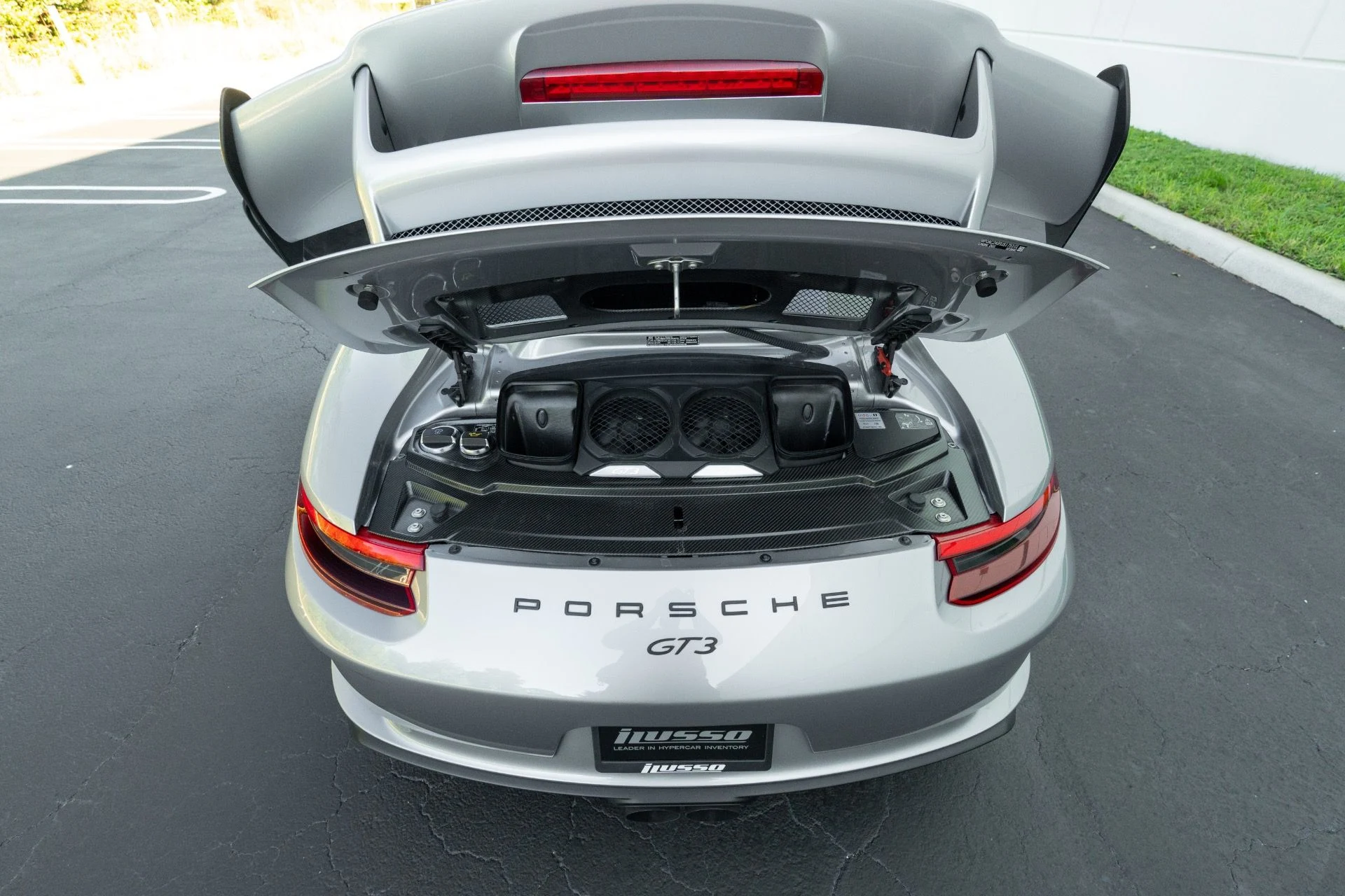 mph057_1493154273_Used_2018_Porsche_911_GT_3_1761946041_4804c5216a