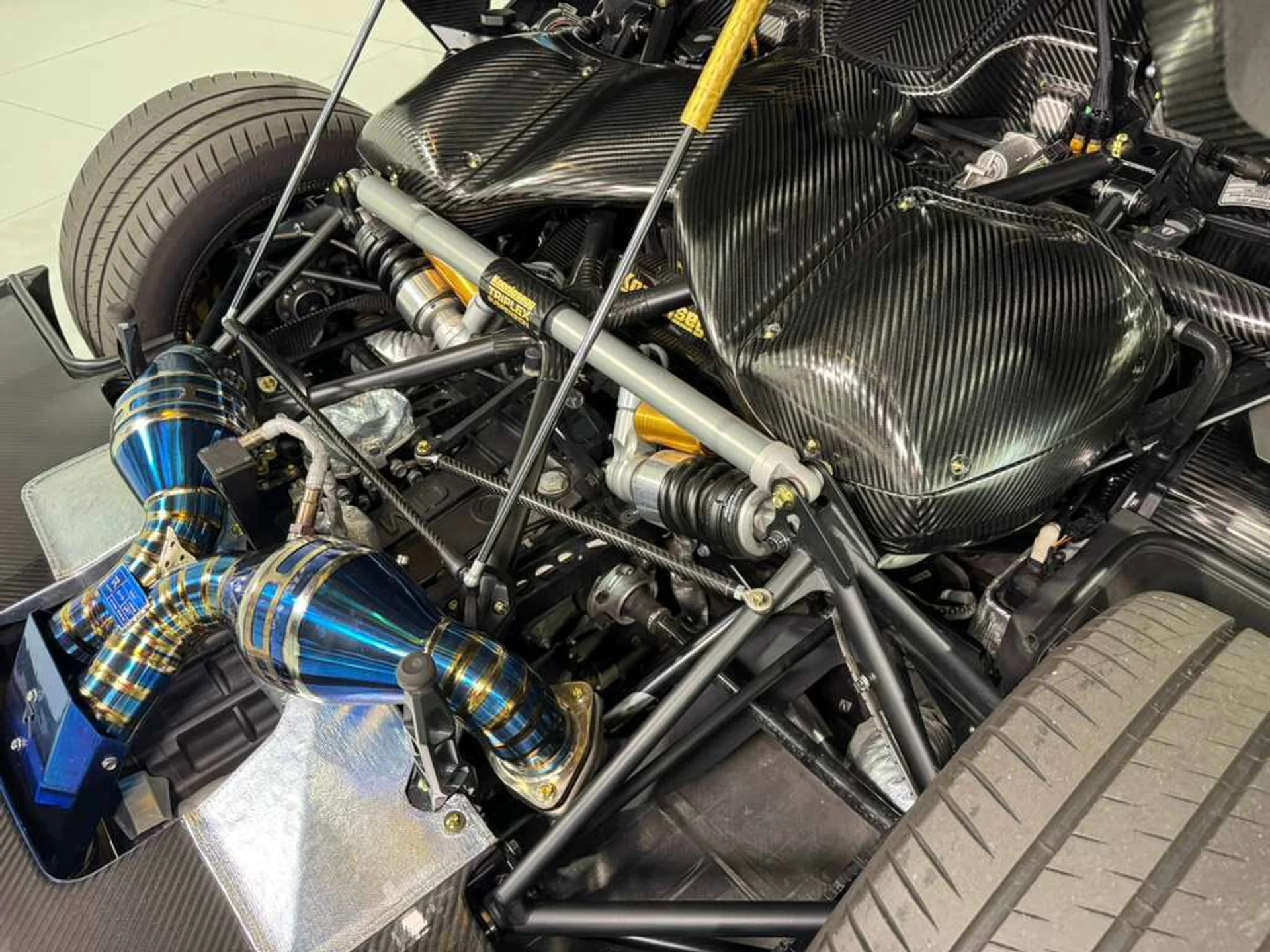 mph057_1505114371_c6f4b660a83332df38061733697ade33_7b1d646ee5