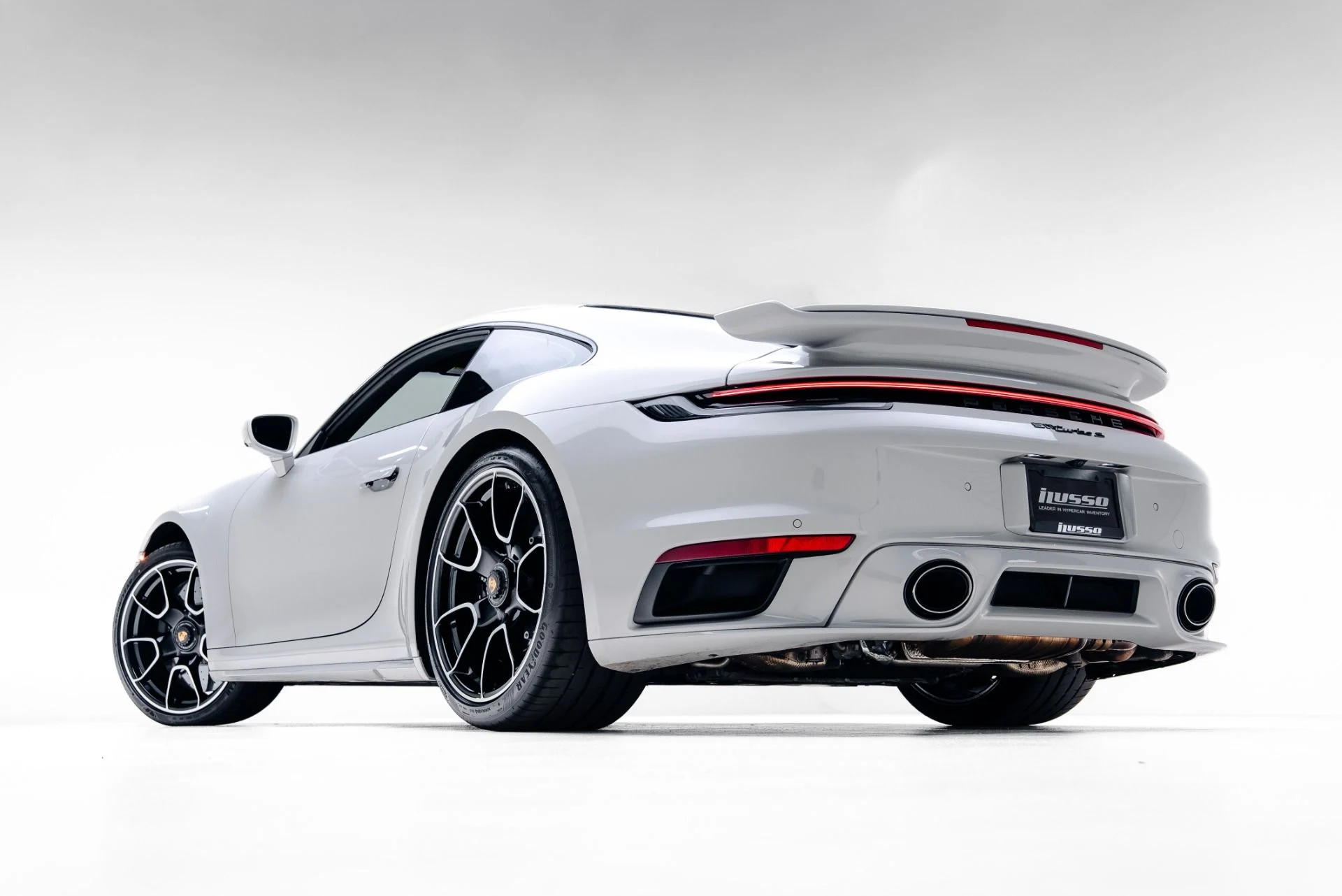 mph057_1519497000_Used_2022_Porsche_911_Turbo_S_1774378379_73ce28dbfa