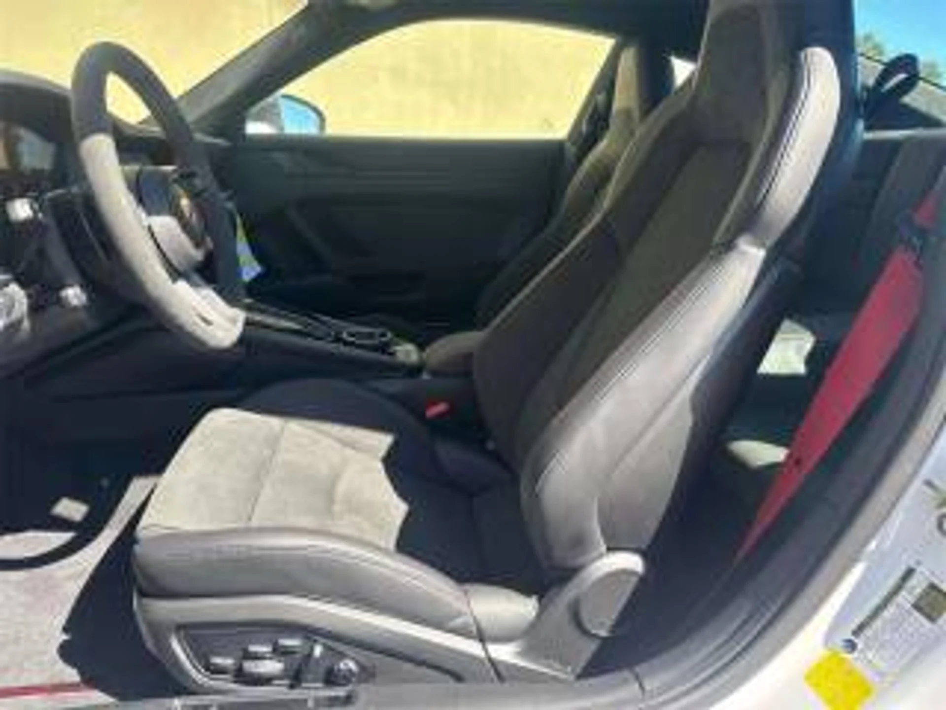 mph057_1528173217_320_60e4e540b2