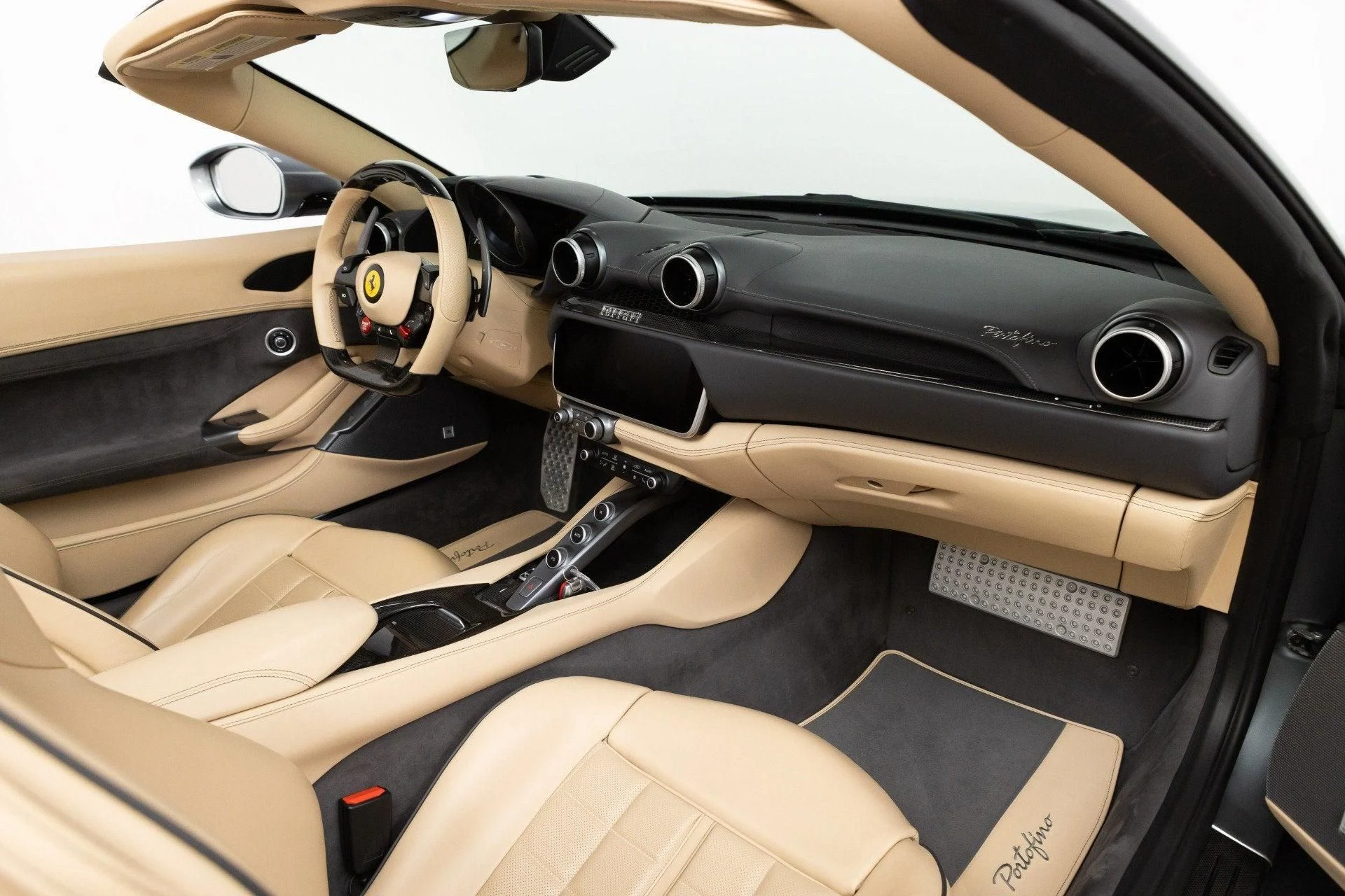mph057_1564233640_Used_2019_Ferrari_Portofino_1792504074_896f3e894a