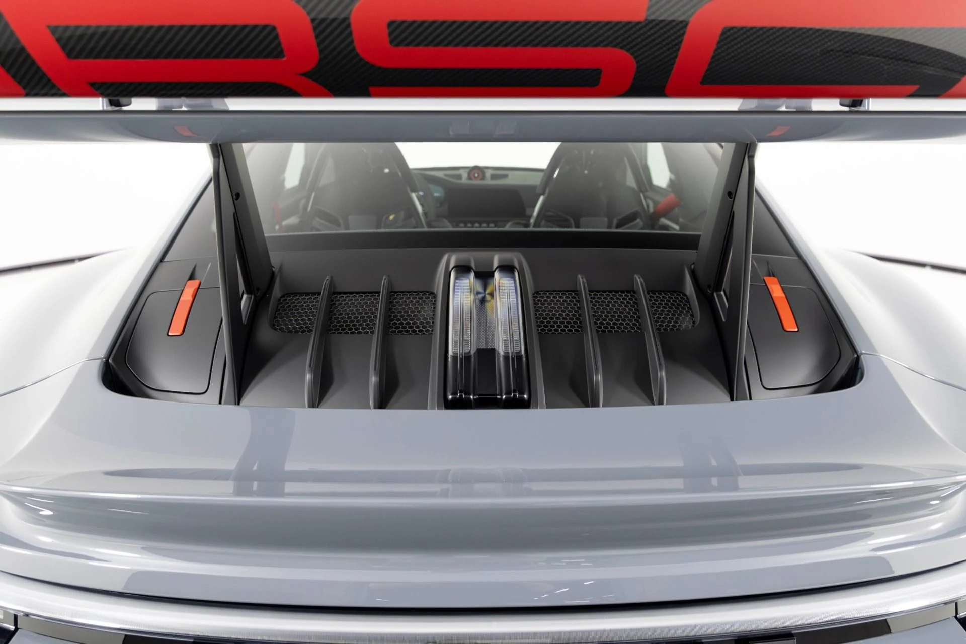 mph057_1589434315_Used_2024_Porsche_911_GT_3_RS_1759531920_ee599d5188