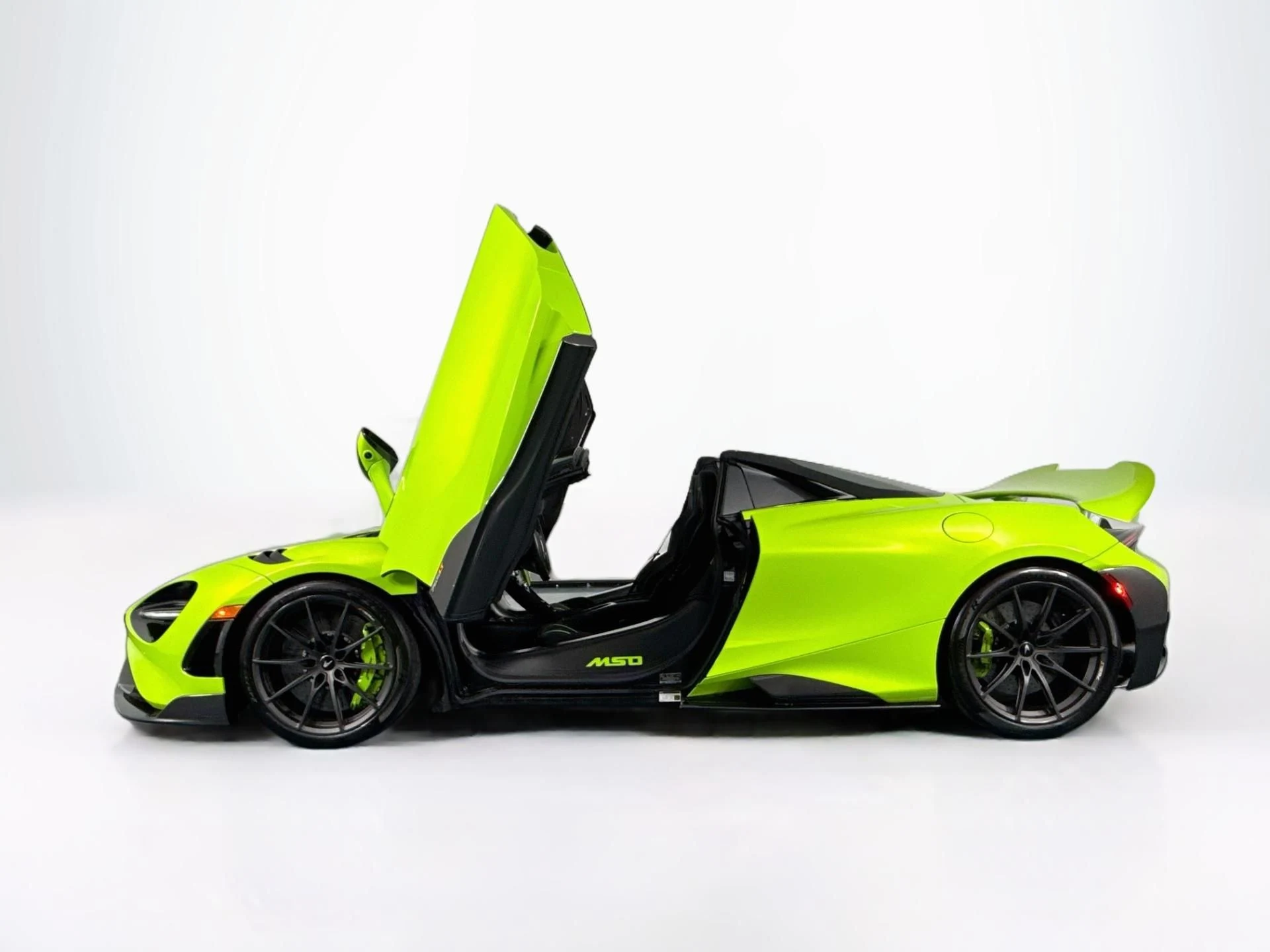 mph057_1618417890_Used_2022_Mc_Laren_765_LT_Spider_1789410115_478ea44730