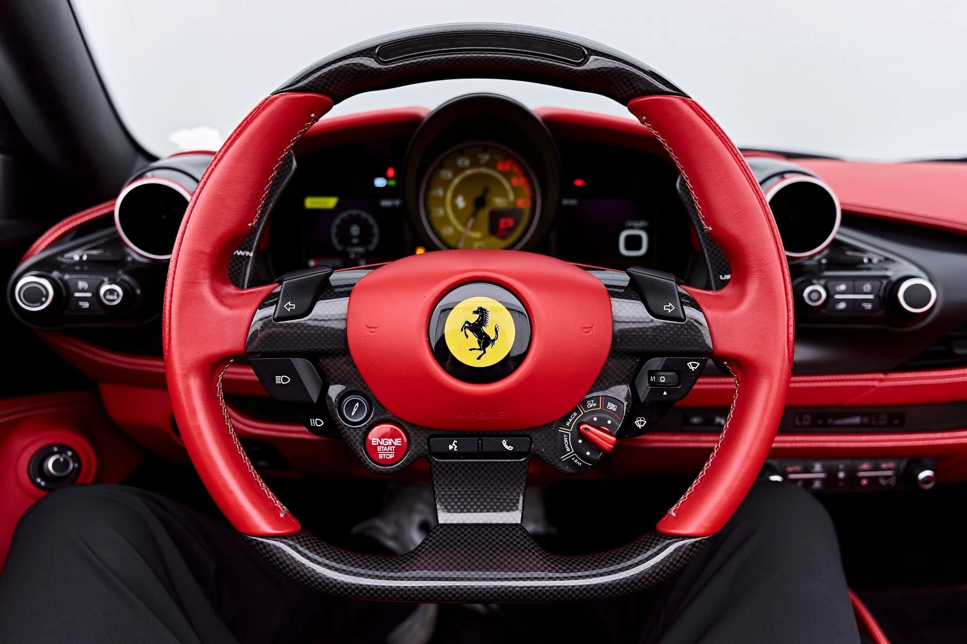 mph057_1658901076_Used_2022_Ferrari_F8_Spider_Base_1784162322_77cee89e36