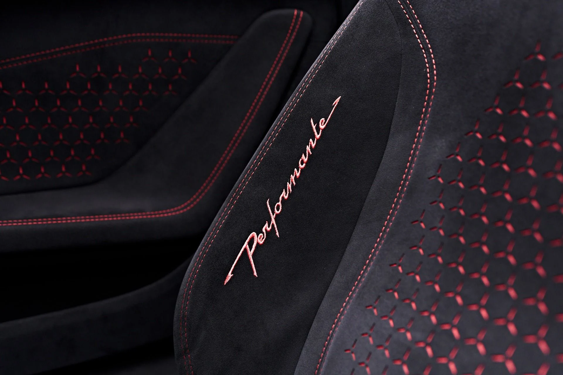 mph057_1687010462_Used_2018_Lamborghini_Huracan_Performante_1754074926_ebc3331146
