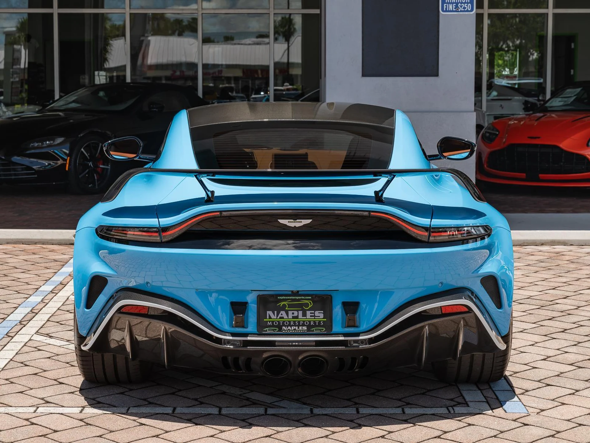 mph057_173842051_Used_2023_Aston_Martin_Vantage_V12_1780952635_383a1f5a3c