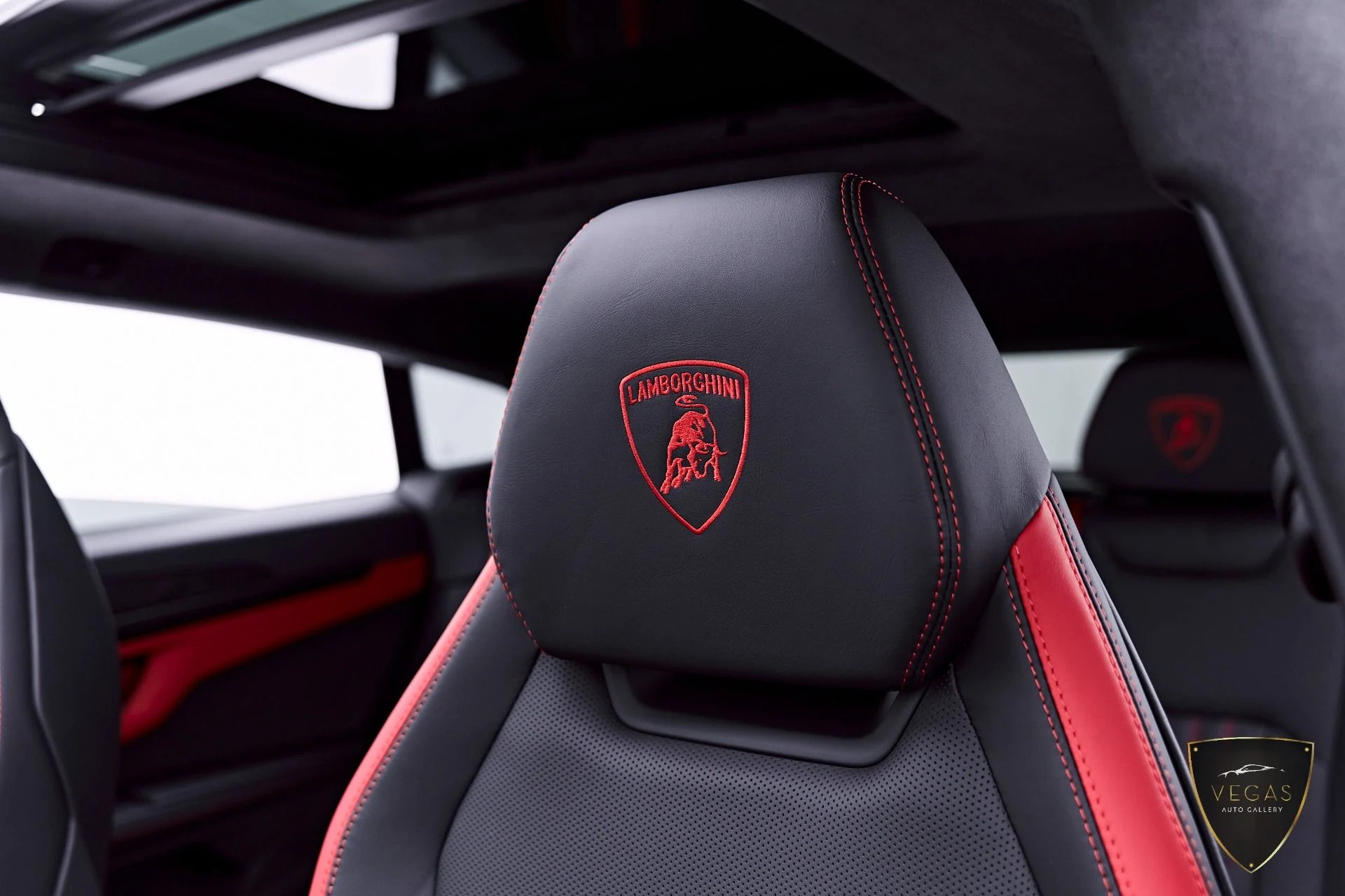 mph057_1812634576_Used_2026_Lamborghini_Urus_SE_1782163602_0af847720a