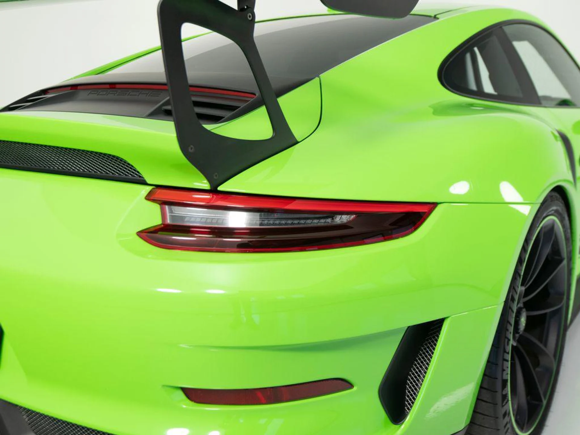 mph057_1841957151_MFY_8_NP_Sjk_M_Xup_L5_Lkv_A_Xwou8_Ao_7f1feab644