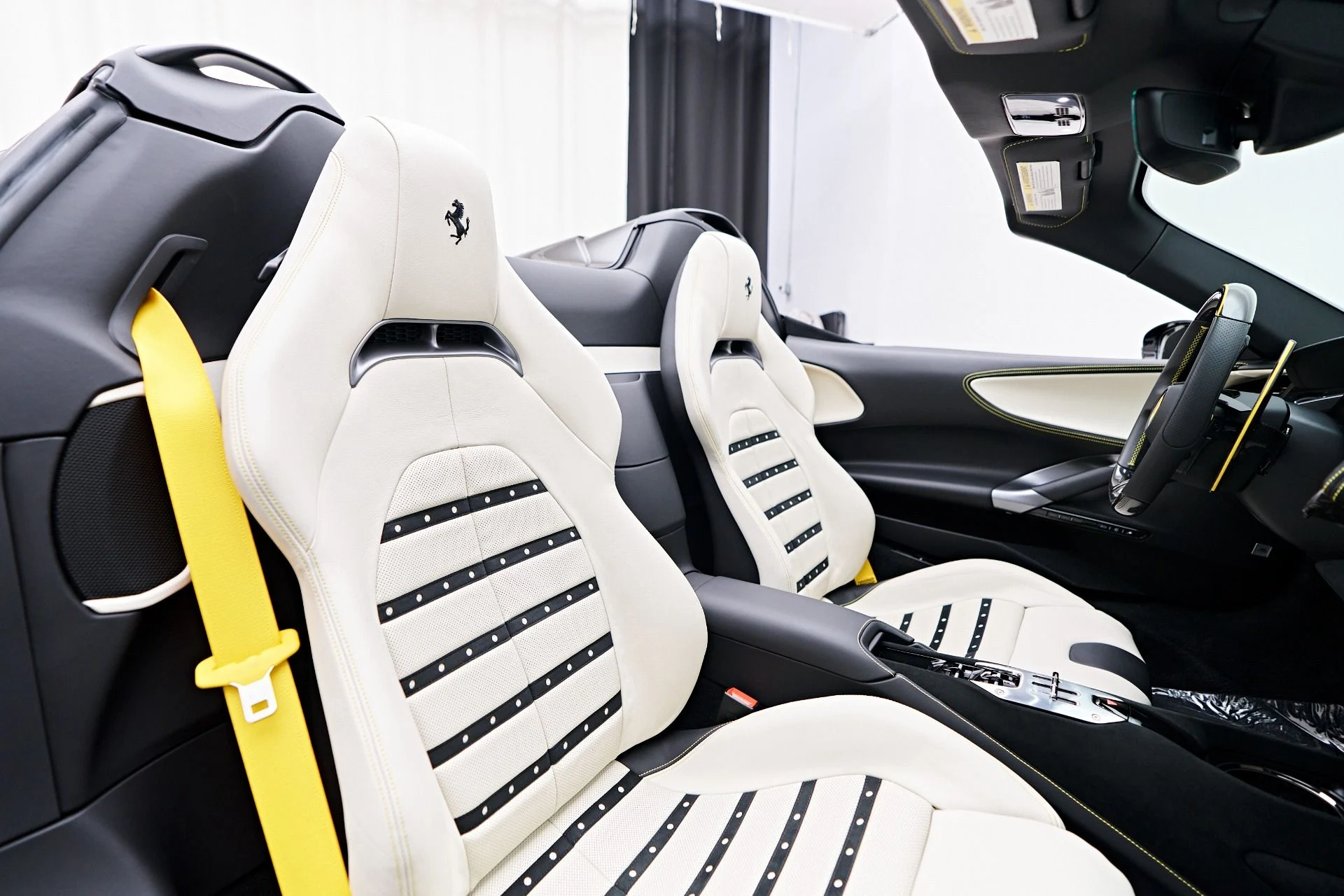 mph057_1892830395_Used_2024_Ferrari_SF_90_Spider_Base_1755223316_9852a9cf0d