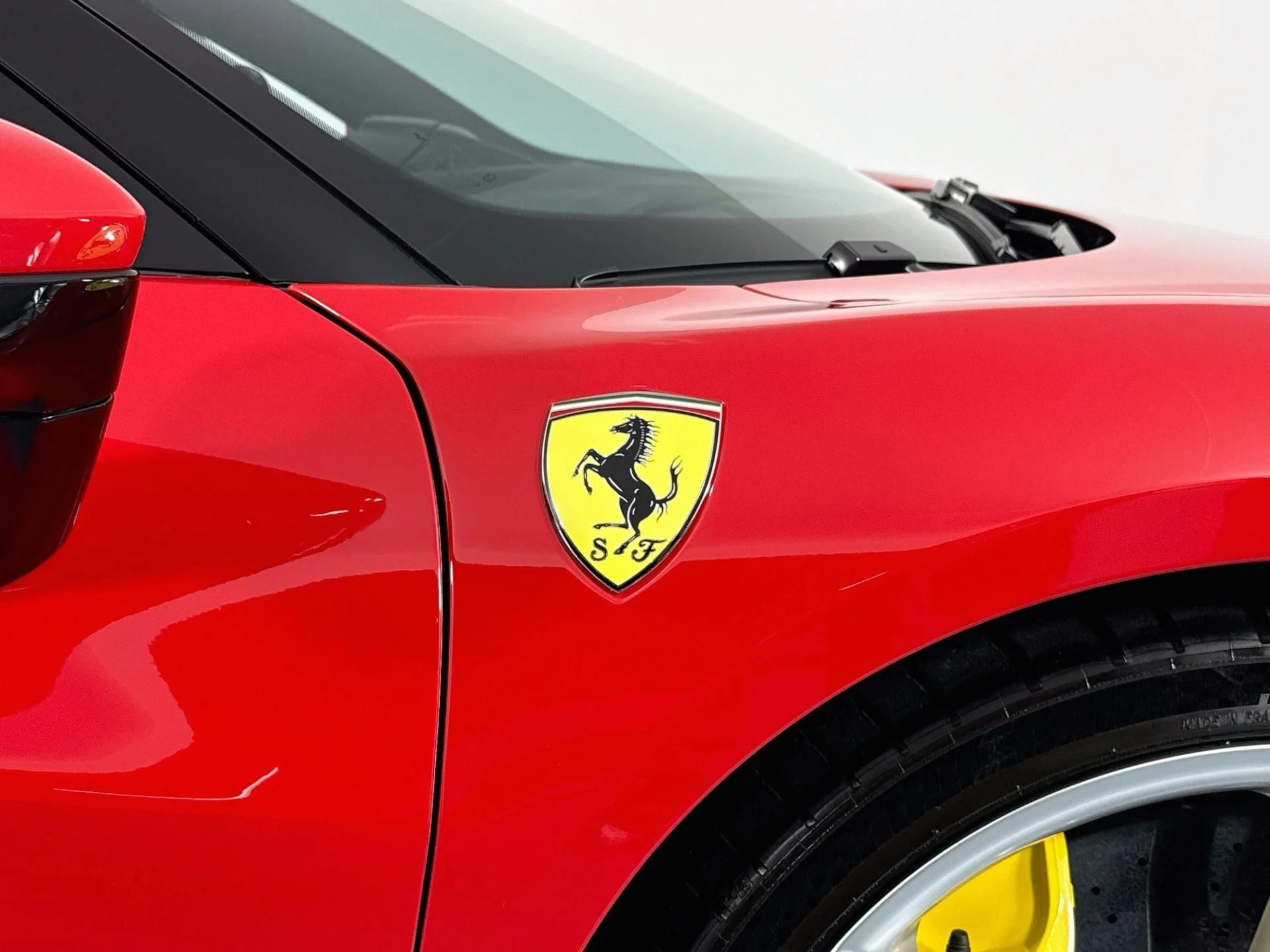 mph057_1918563852_Used_2024_Ferrari_296_GTS_1791318688_ae01a04385