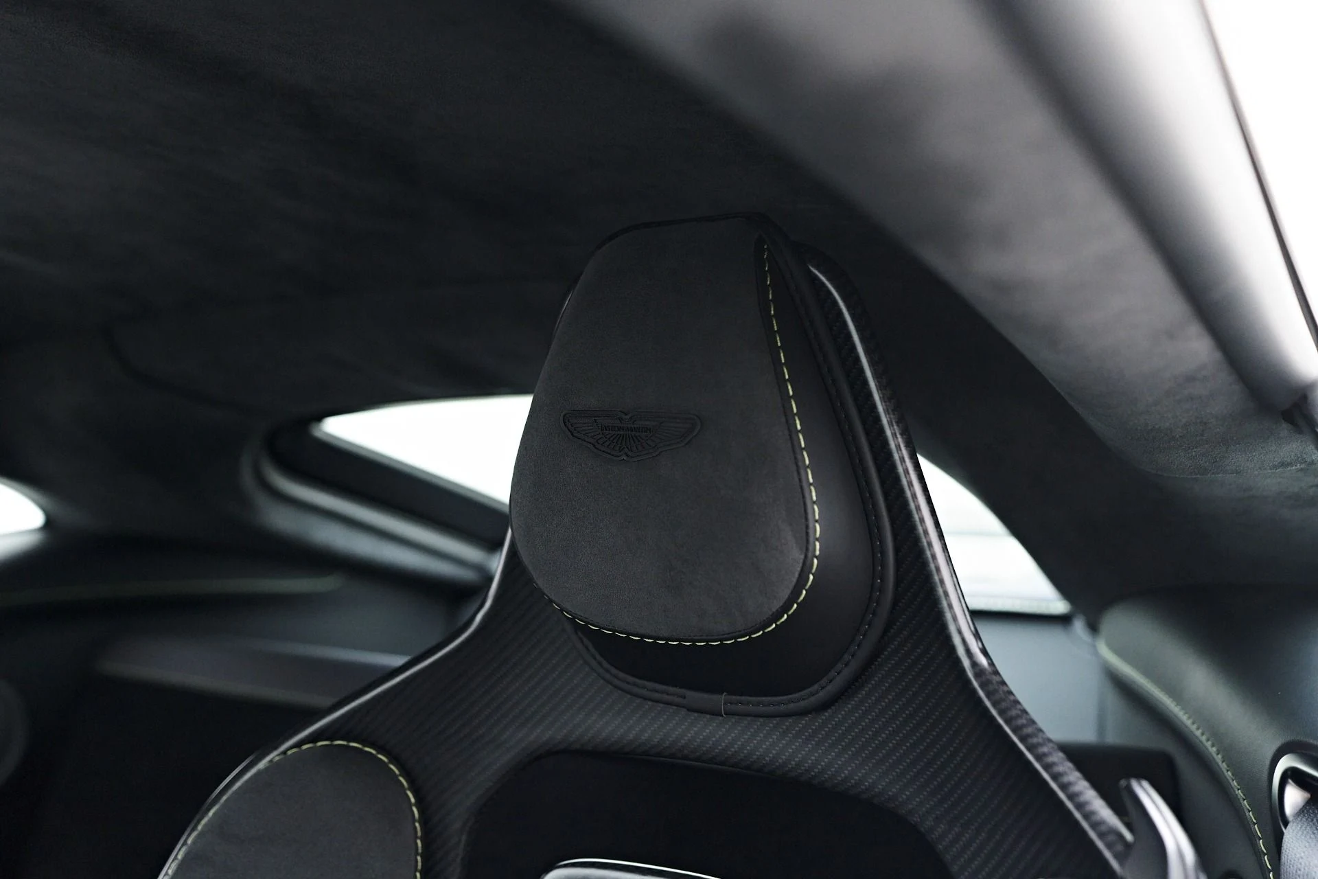 mph057_1945475260_Used_2023_Aston_Martin_Vantage_F1_Edition_1755655696_030c329e9a