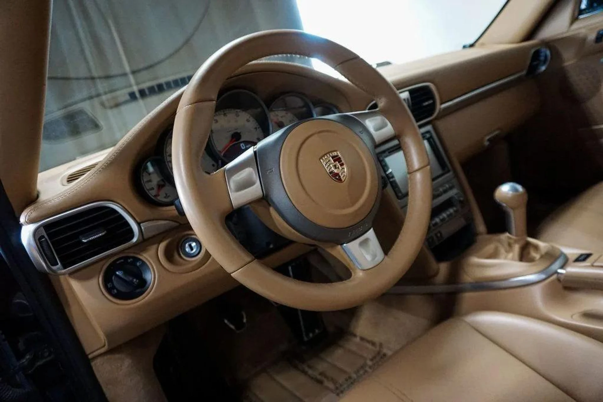 mph057_2044578354_9z_U_Dv_Endp_Bj_XP_Id_OL_0l_QXCAK_Y_3e23972c73