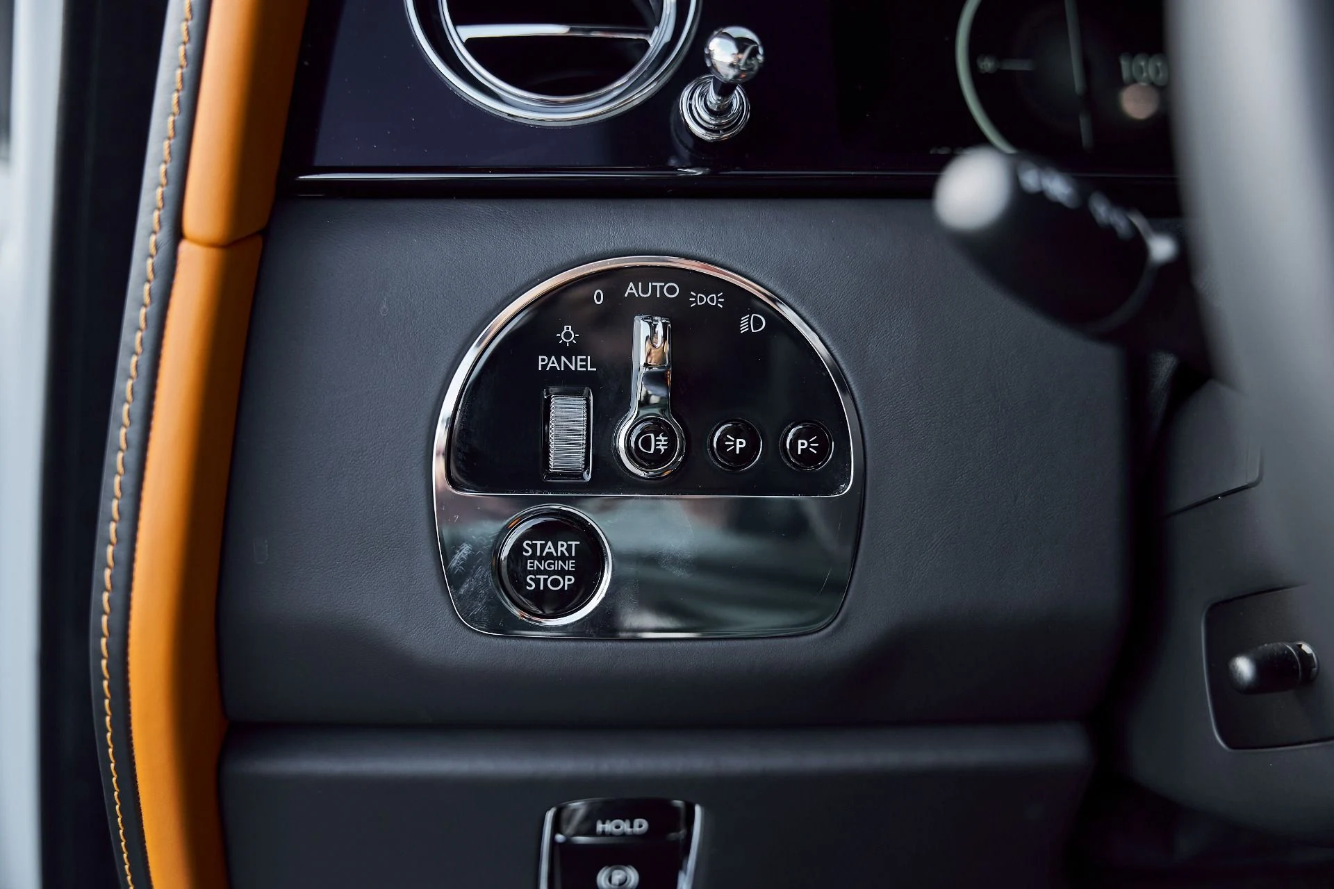 mph057_20533356_Used_2026_Rolls_Royce_Cullinan_Base_1766884818_8542a3c59e