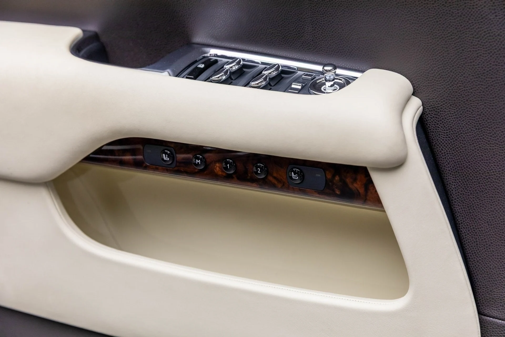 mph057_2076628622_58_474c45917e