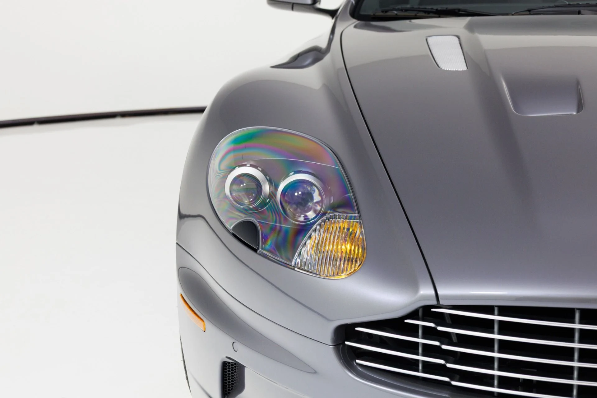 mph057_2093659806_Used_2010_Aston_Martin_DBS_1792190114_1424924653