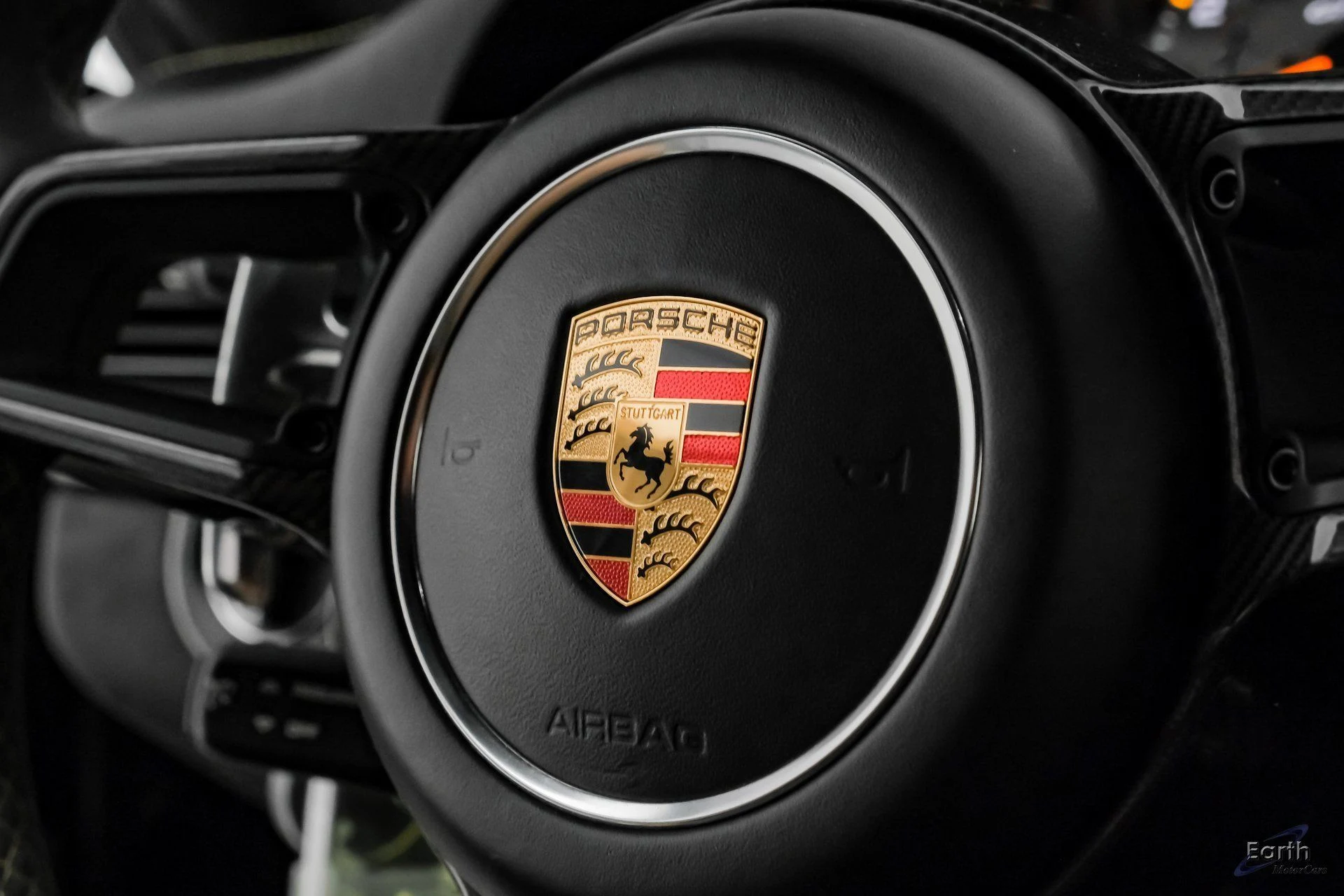 mph057_2104700750_0d63477a750b7851017c27d3c880e0d5x_87ea0184b7