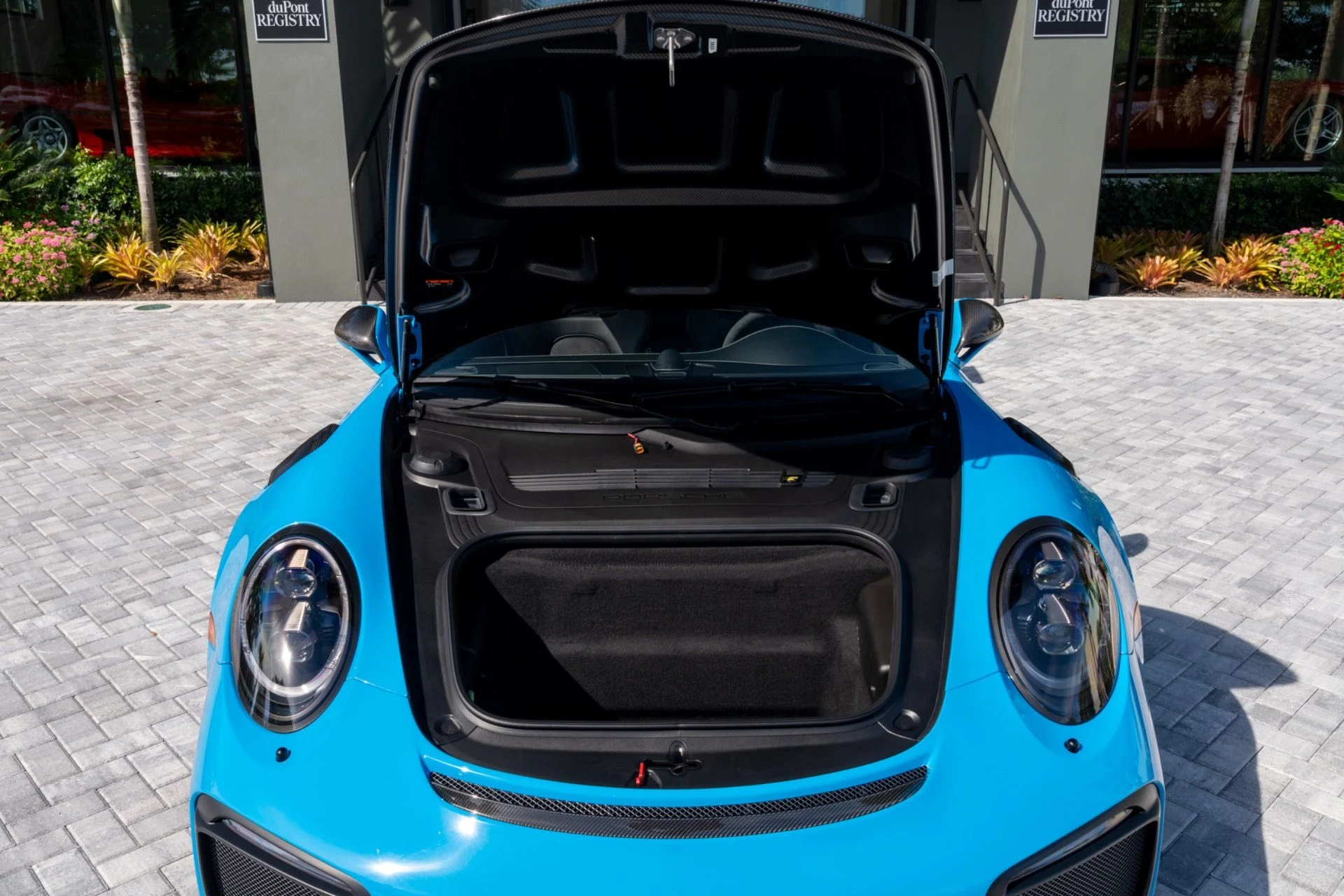 mph057_212672100_Used_2018_Porsche_911_GT_2_RS_1791309747_4e1b5cb26c