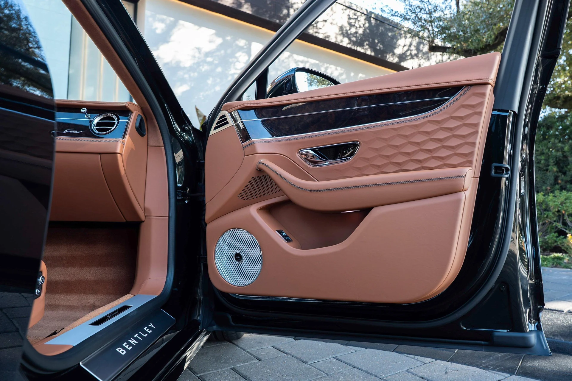 mph057_2155193631_489302490_698435686d31c9793f9d07d4_0ee89e4ae7