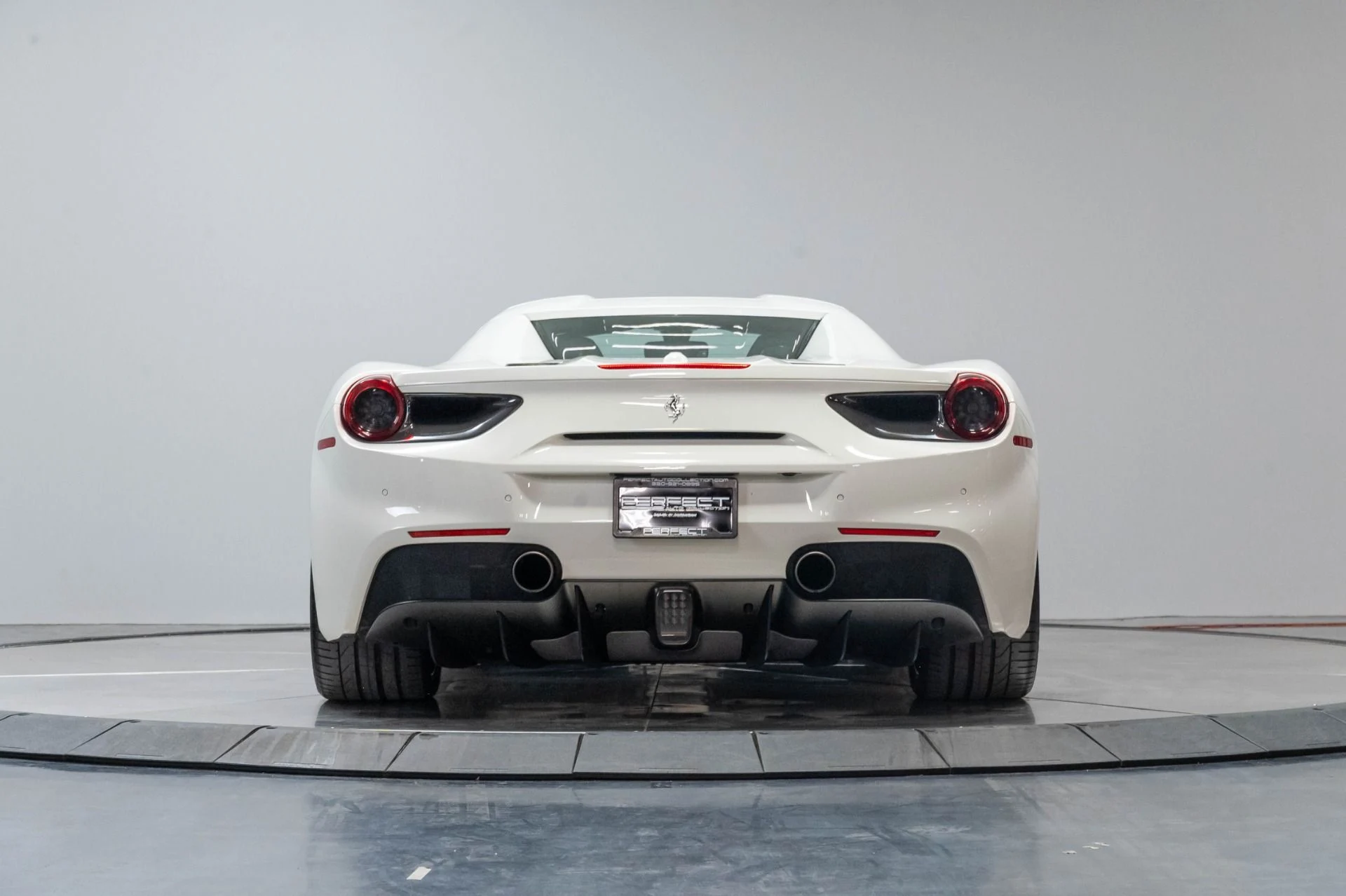 mph057_2168243758_Used_2016_Ferrari_488_Spider_1784843221_3e84e867a3