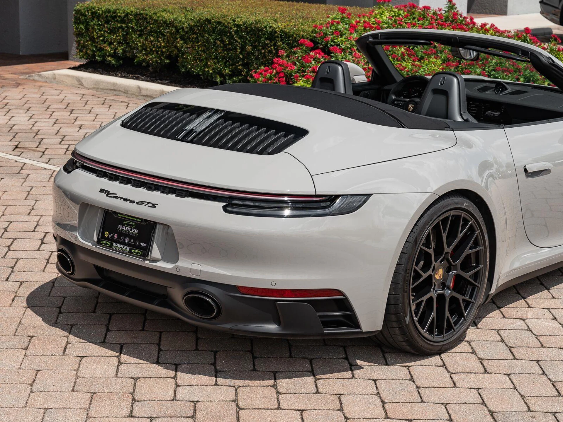 mph057_2183032223_Used_2024_Porsche_911_Carrera_GTS_1784923403_d734356548