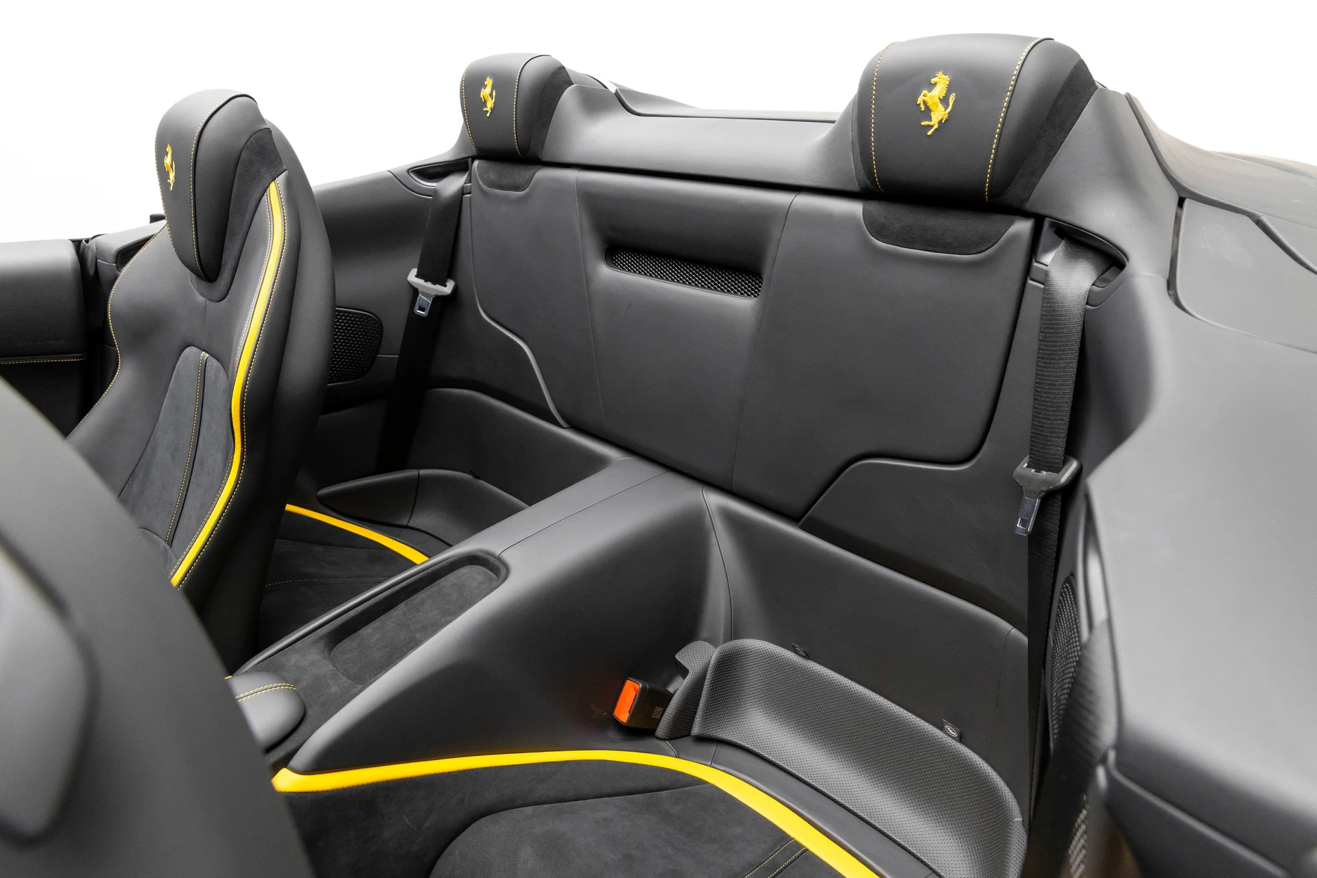 mph057_2205614413_0b2d32cb3bac4c2cb1cc741511e2a854_f81329eea3