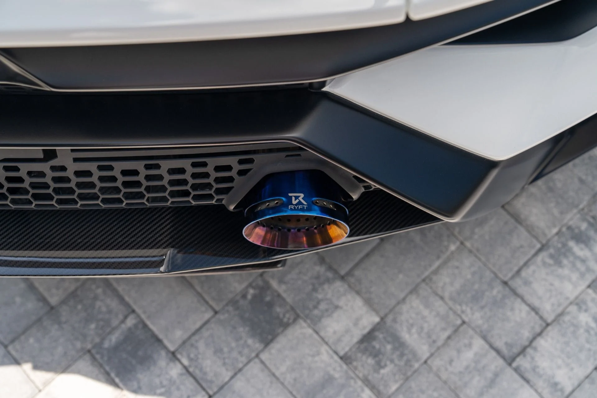 mph057_2239896608_Used_2021_Lamborghini_Huracan_STO_1787070221_0dd0a4eba4