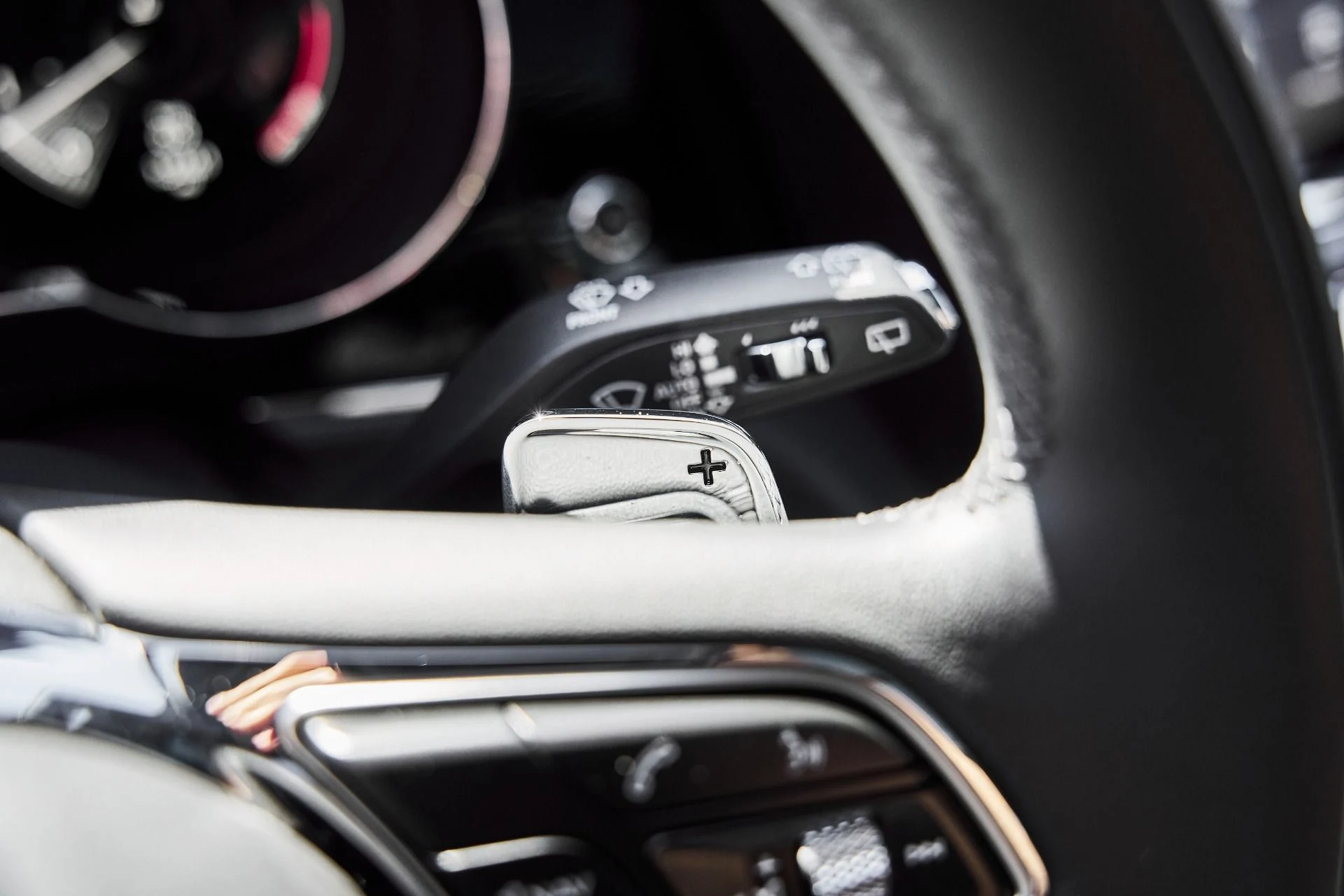 mph057_2248442921_Used_2022_Bentley_Bentayga_S_1781229485_9fdaec1c57