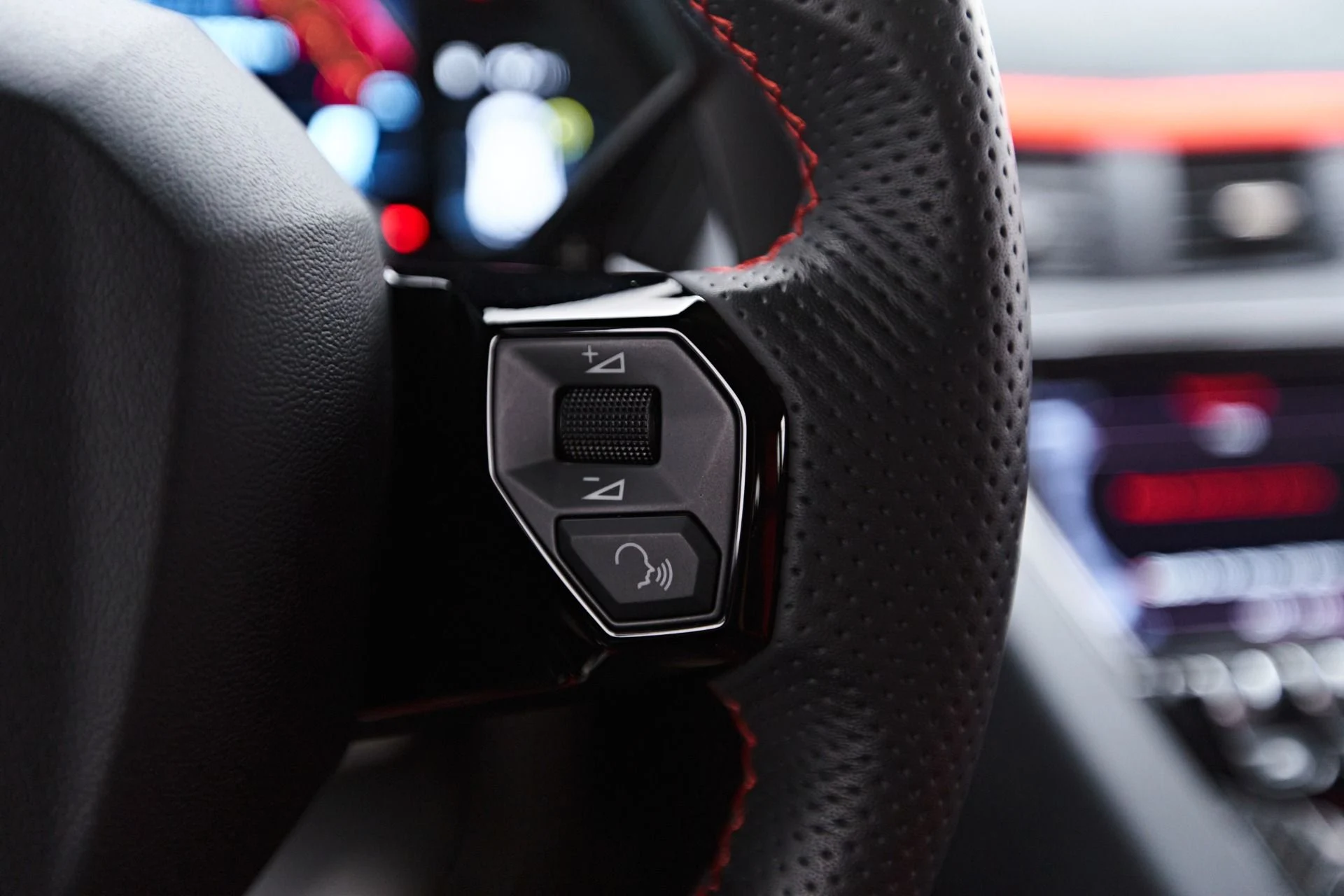 mph057_2252621550_Used_2019_Lamborghini_Aventador_SVJ_Base_1660667131_8d54b0cbdd