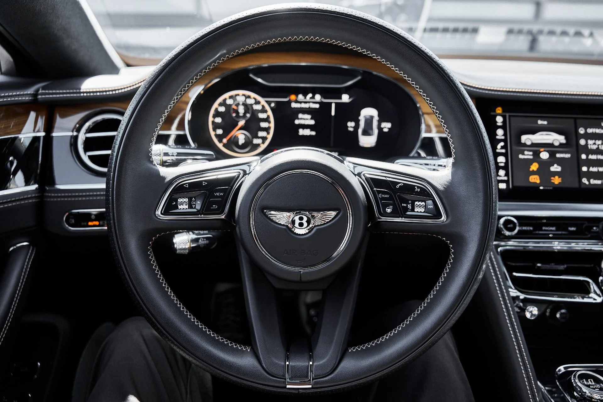 mph057_2315689422_Used_2024_Bentley_Flying_Spur_1782150730_7761c7dd2f