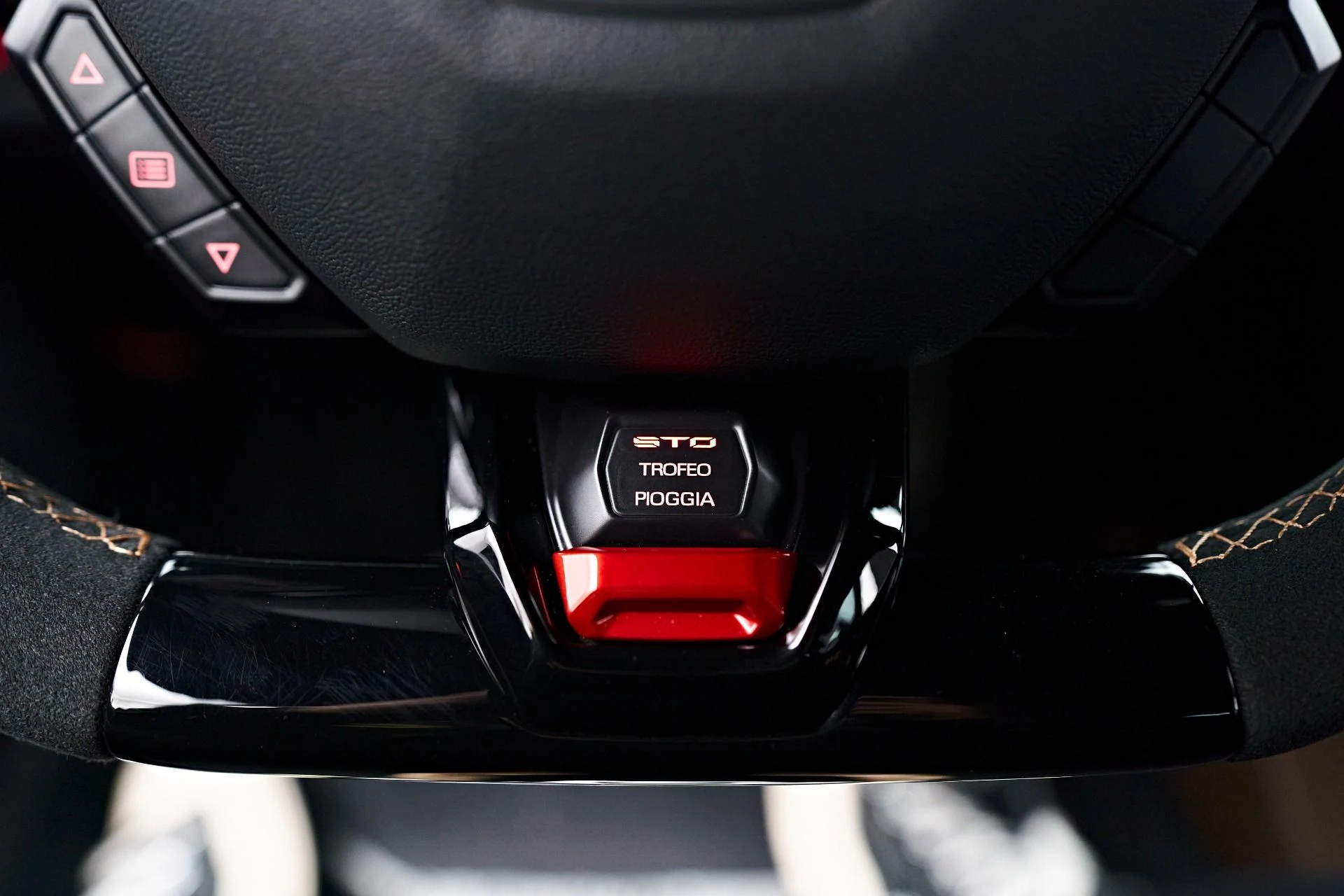 mph057_2317961401_Used_2022_Lamborghini_Huracan_STO_Base_1732754503_27b1efe9ba