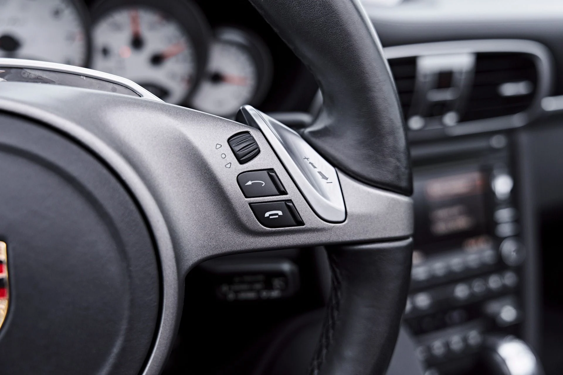 mph057_2328237526_Used_2010_Porsche_911_Turbo_1785431199_e5c4450ac8