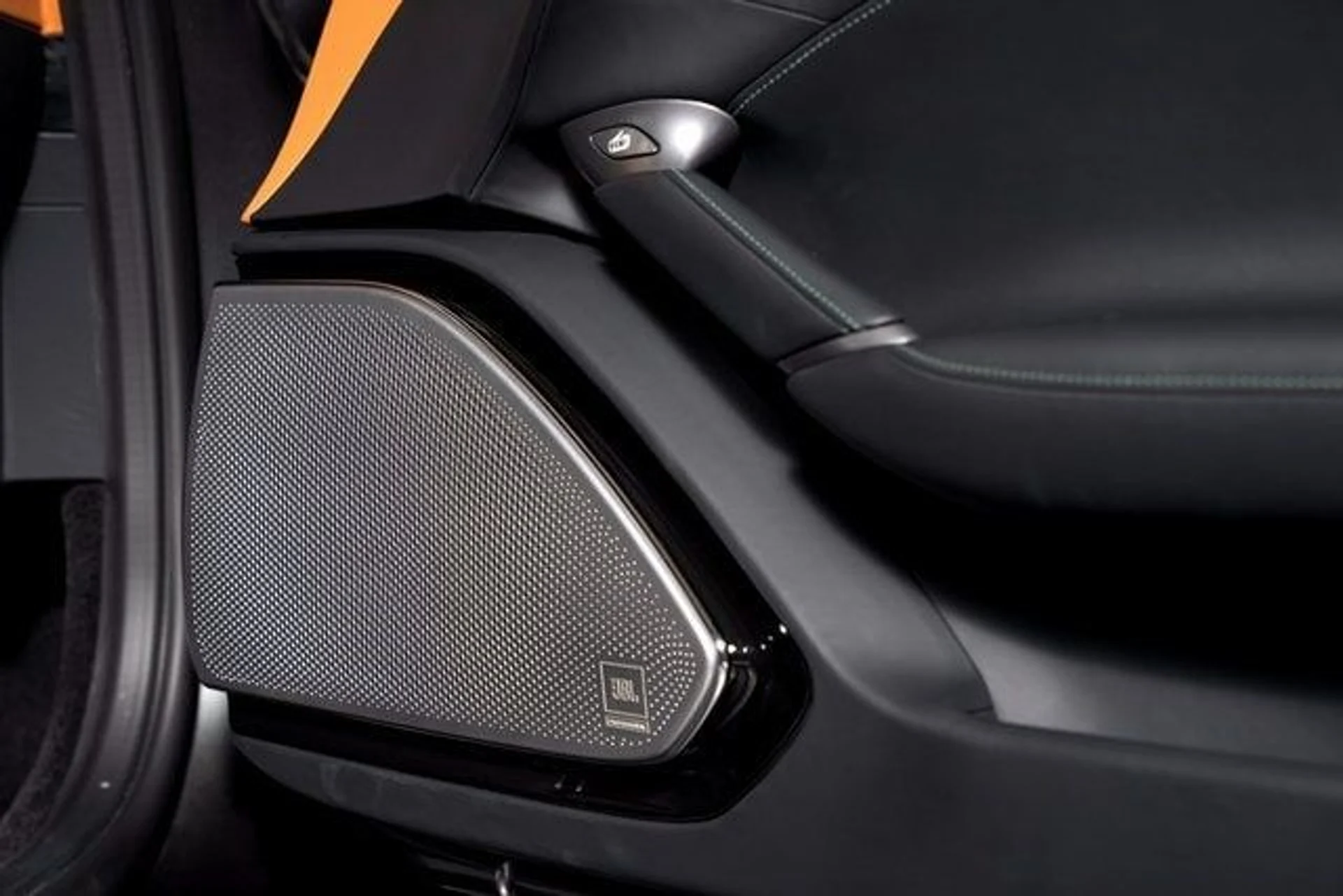 mph057_2338819840_6b7b4a8b92ba99e372f7d567343625d3x_f73b12eae0