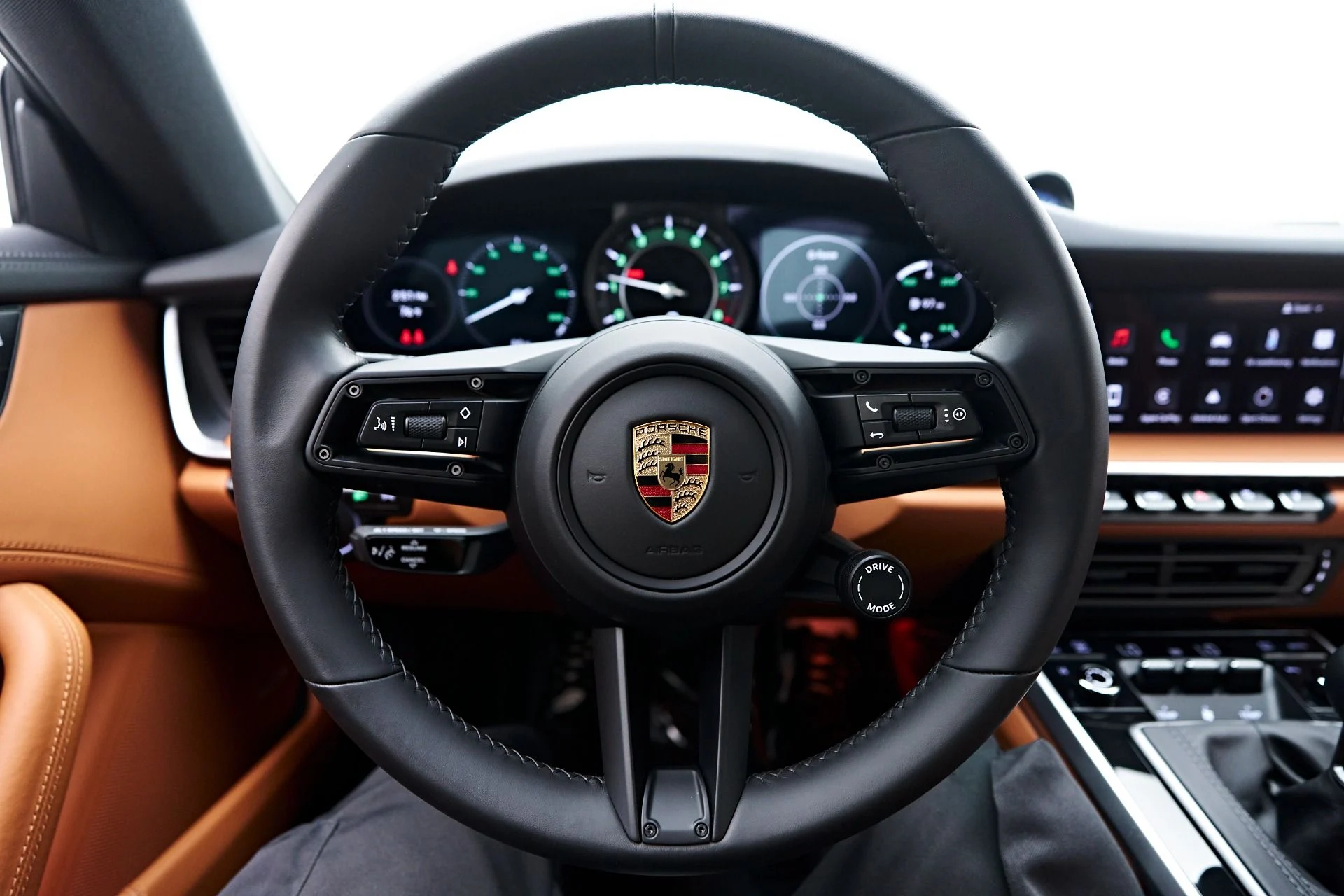 mph057_2362267789_Used_2024_Porsche_911_Carrera_S_1758752853_9d7a0a9fe1