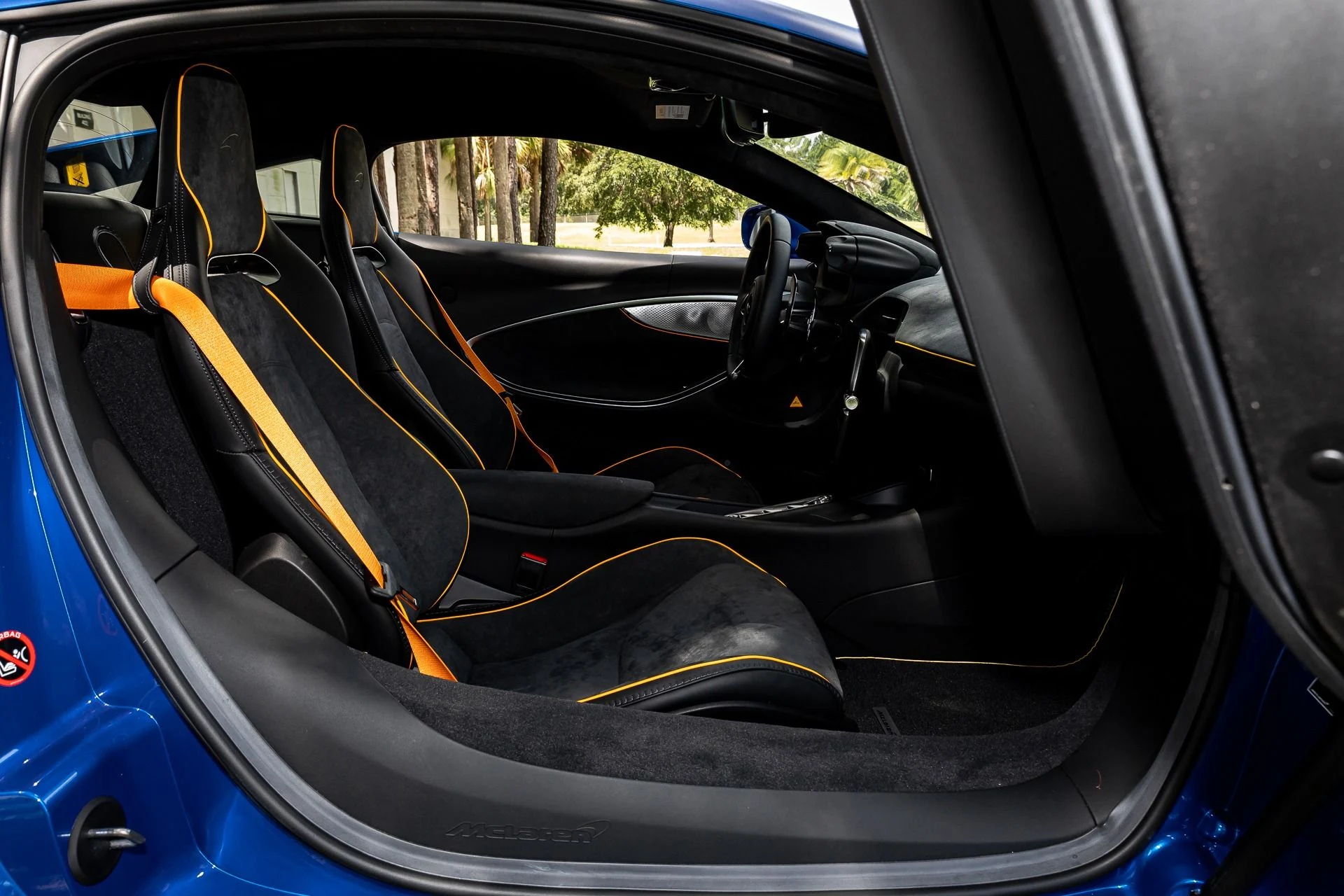 mph057_2374116957_324_p58_l_750d8069e1