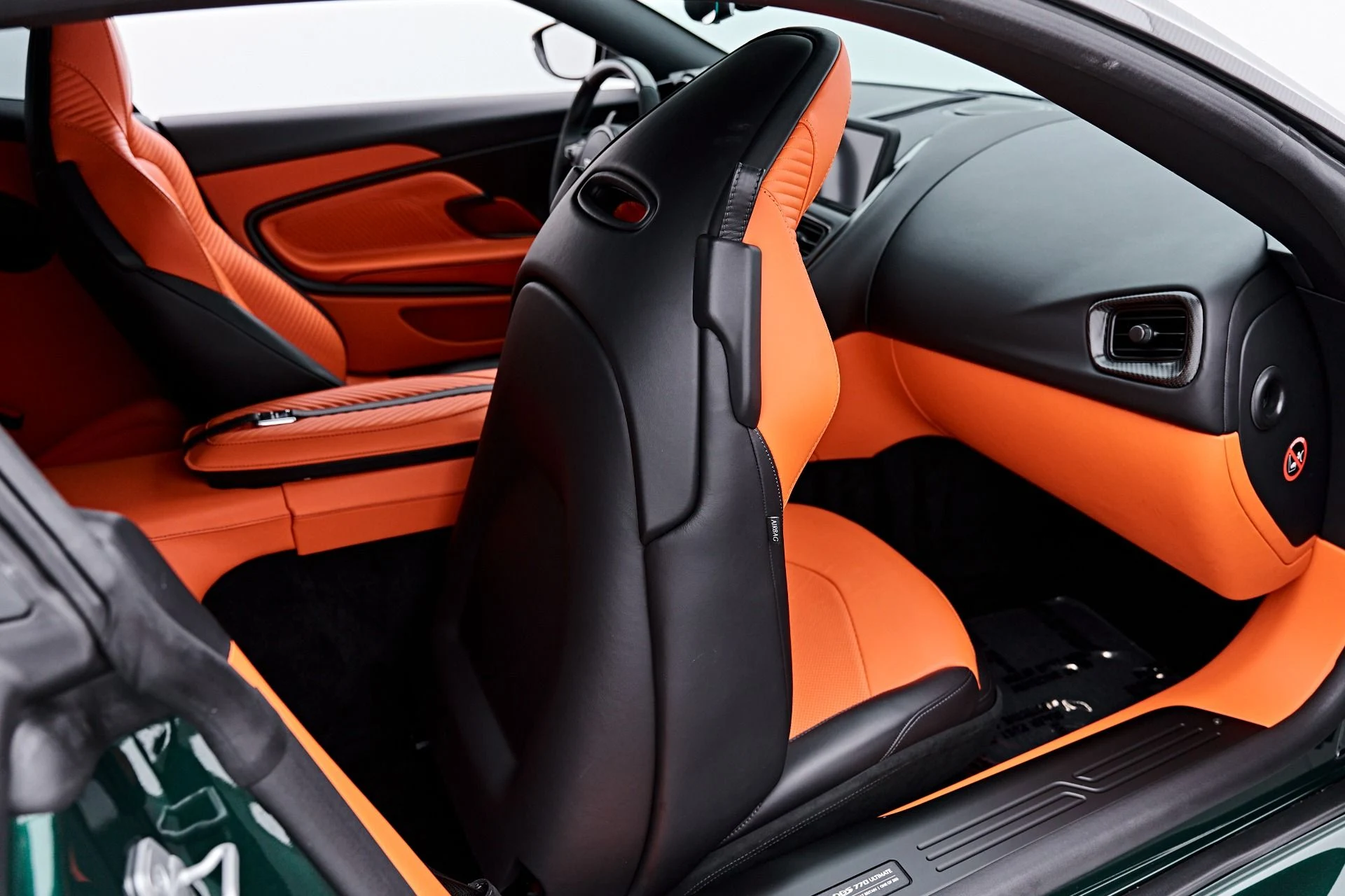 mph057_2420989785_Used_2023_Aston_Martin_DBS_Ultimate_1787789476_3ae57dfd07