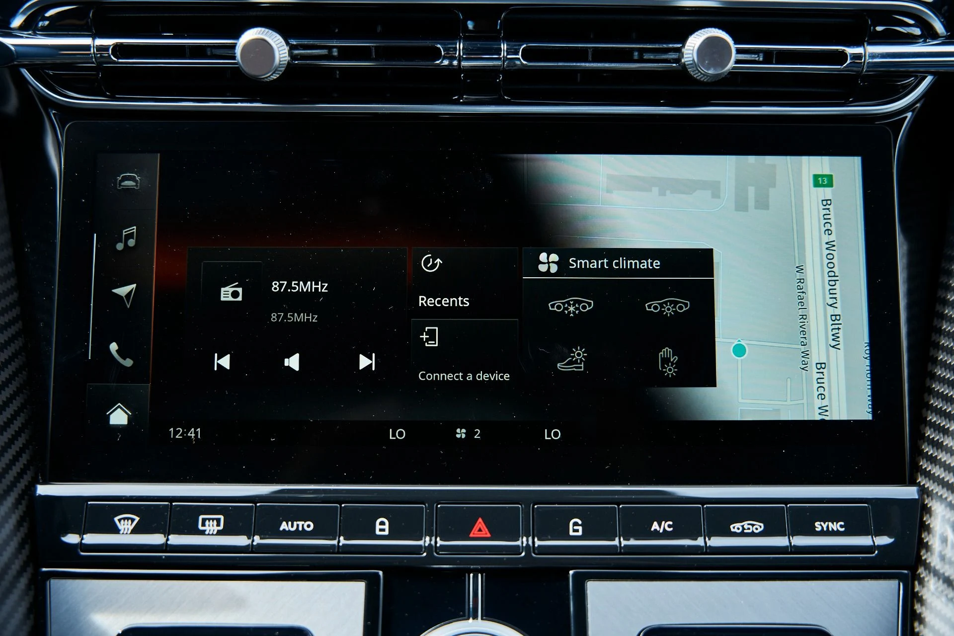 mph057_2449032576_Used_2024_Aston_Martin_DB_12_1772678004_c97e5869e2