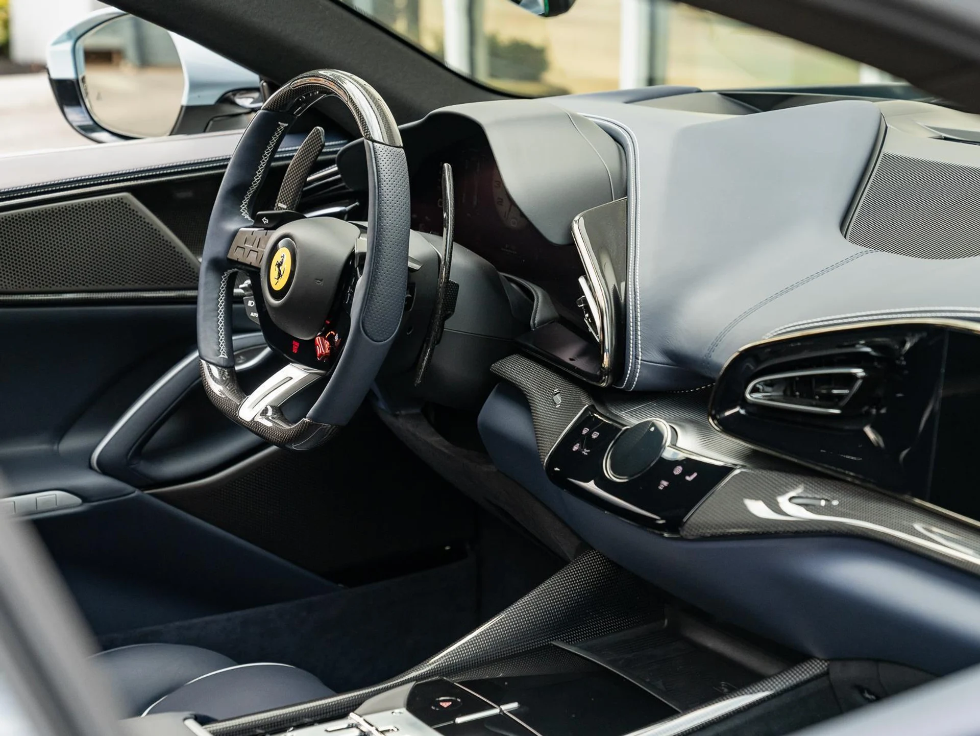 mph057_24664368_Used_2025_Ferrari_Purosangue_AWD_1768385494_3d2b29f421