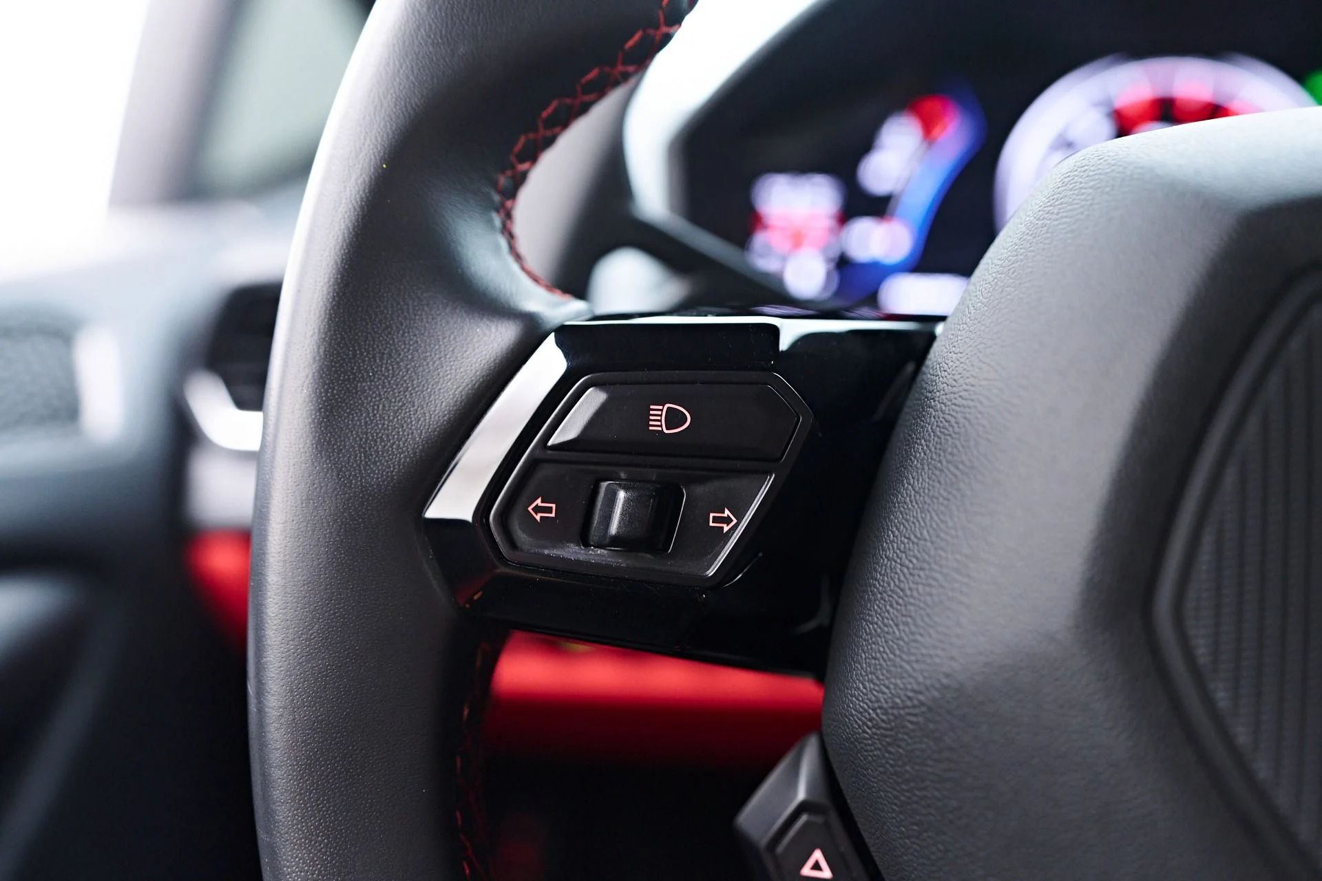 mph057_2505706593_Used_2022_Lamborghini_Huracan_EVO_Base_1752781637_79d817b346