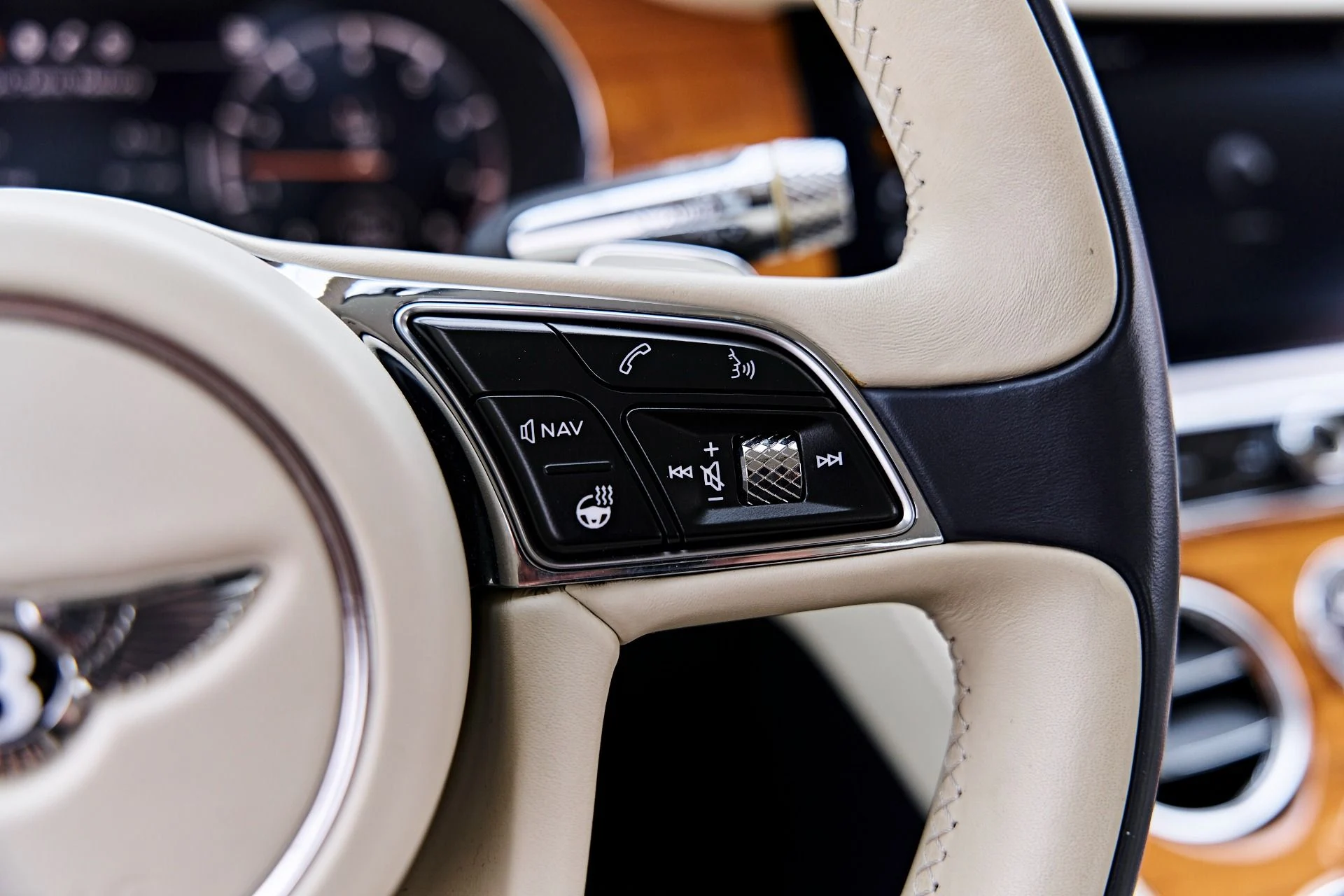 mph057_2524153942_Used_2020_Bentley_Continental_GT_V8_1784052069_704b811985