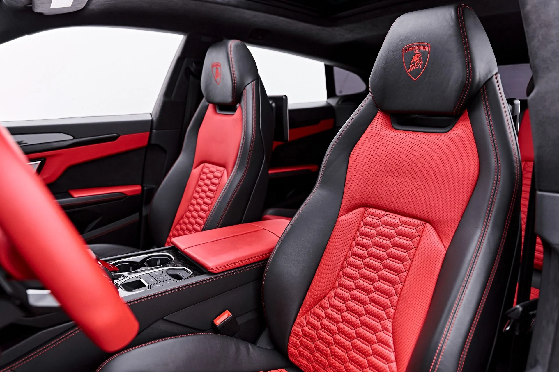 mph057_2526433280_Used_2022_Lamborghini_Urus_1788219628_202ab948a6