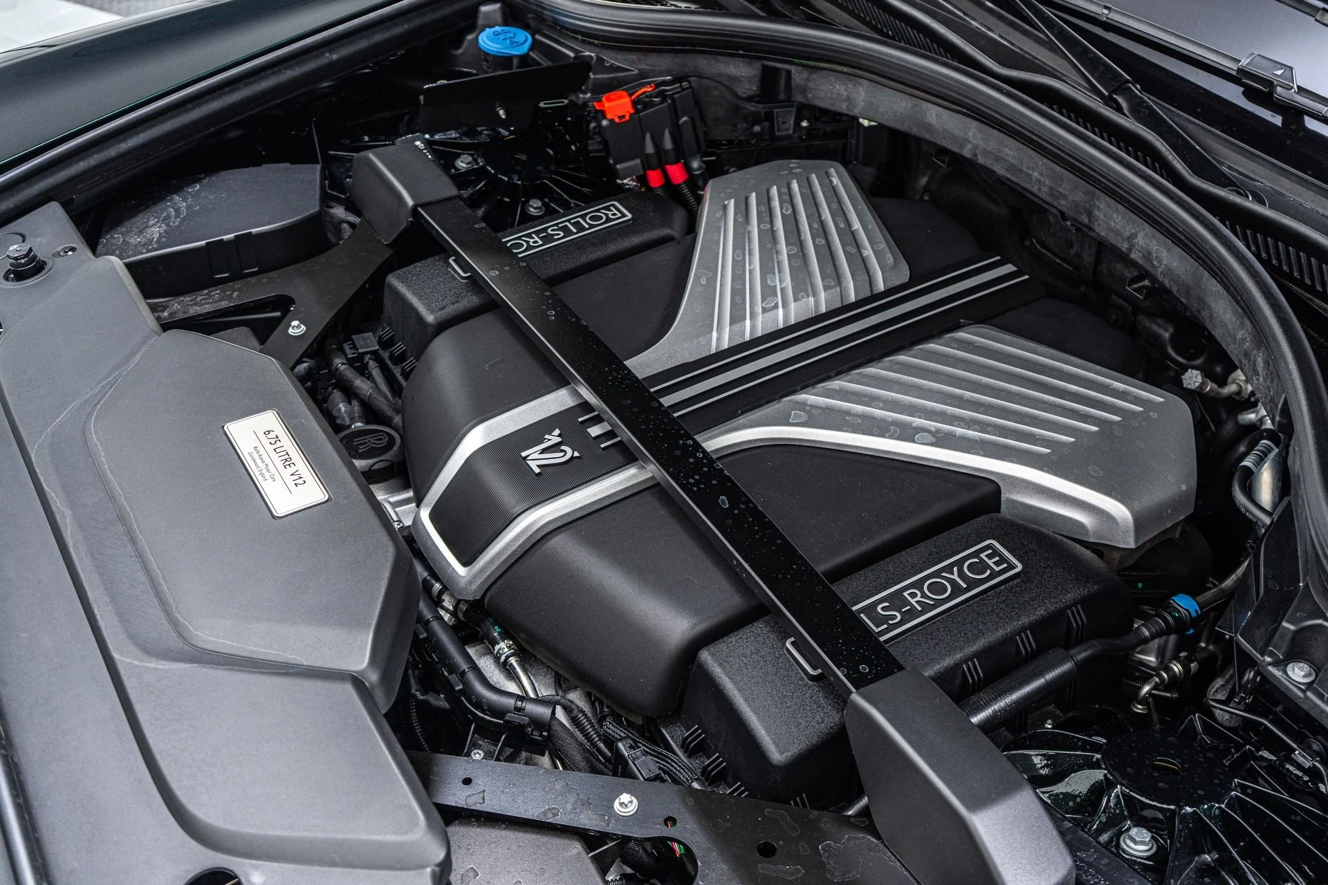 mph057_2550184845_Used_2025_Rolls_Royce_Cullinan_1773778505_674f15185d