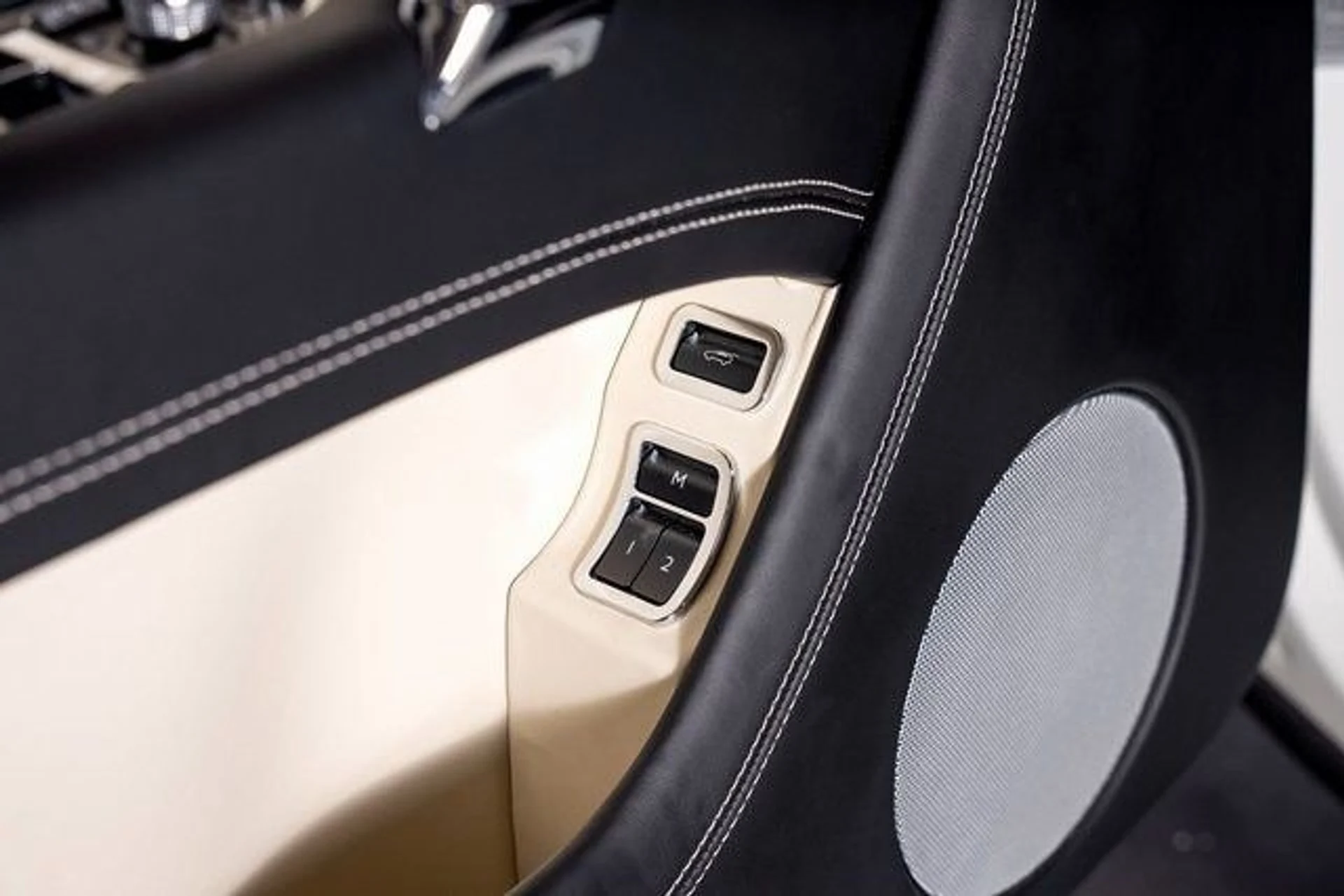 mph057_2586241442_de69e4f867ca9cf0c425bd5ce3b181b2x_b72e229656