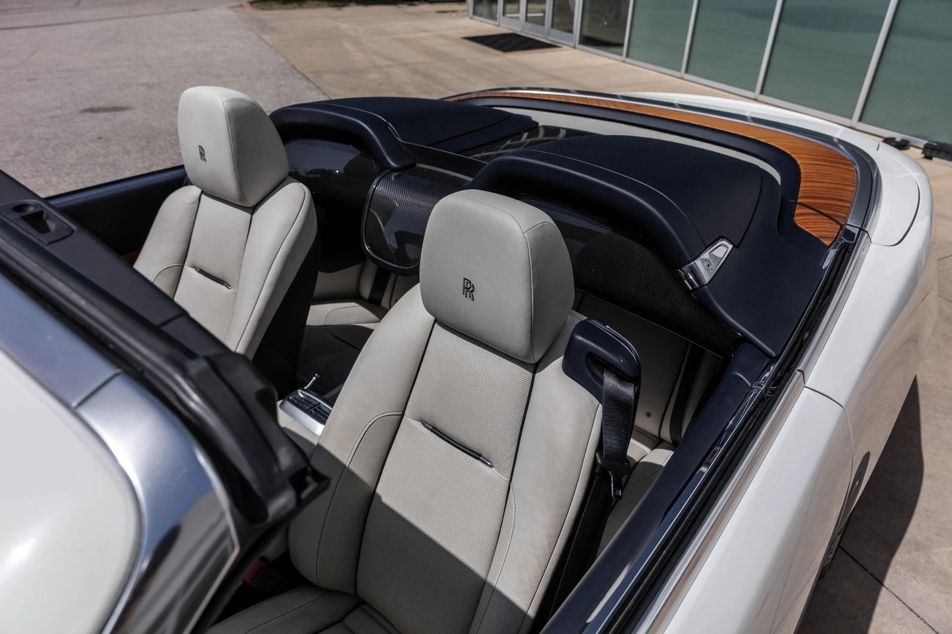 mph057_2607837841_Hi_Tech_Luxury_Imports_LLC_SCA_666_D50_HU_107224_image_57_12f0bbc870