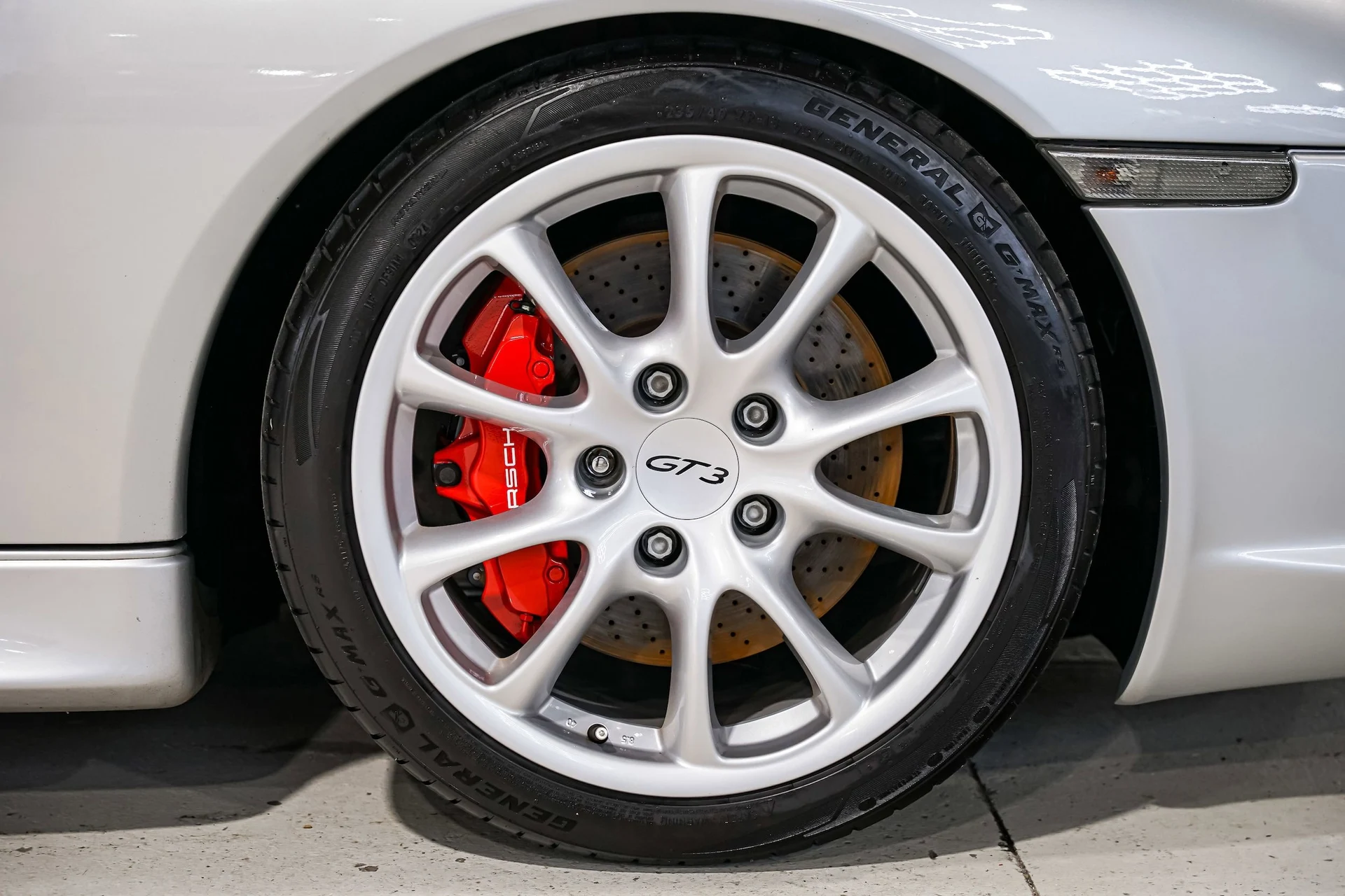 mph057_2613941433_41b585f05ce98e027a83a35f987a81eax_98e20a472a